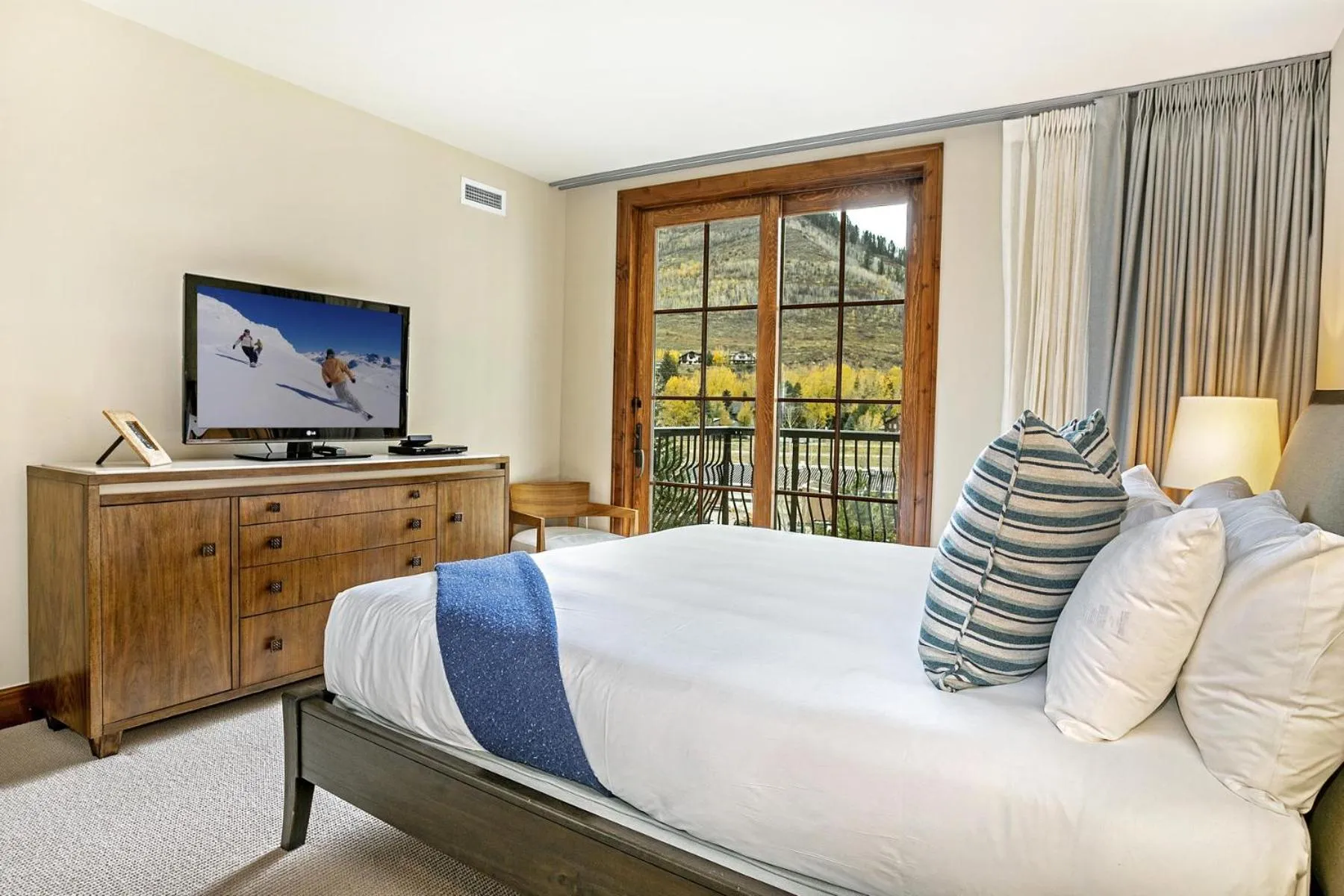 Bed in Legendary Lodging at the Ritz Carlton Residences Vail, A Vail Resorts Property