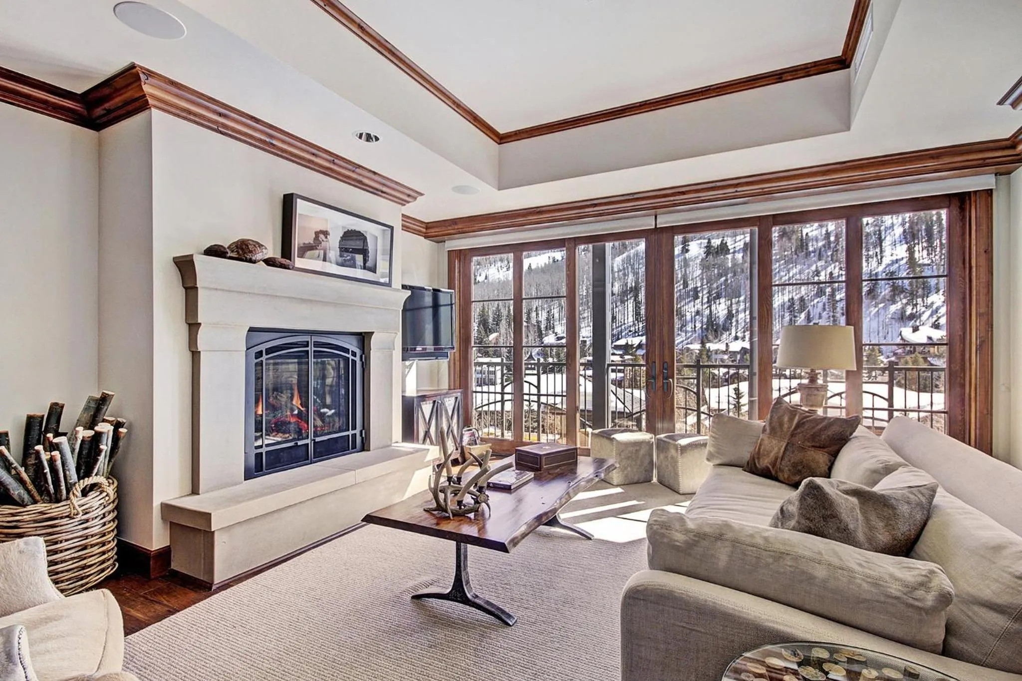 Living room in Legendary Lodging at the Ritz Carlton Residences Vail, A Vail Resorts Property