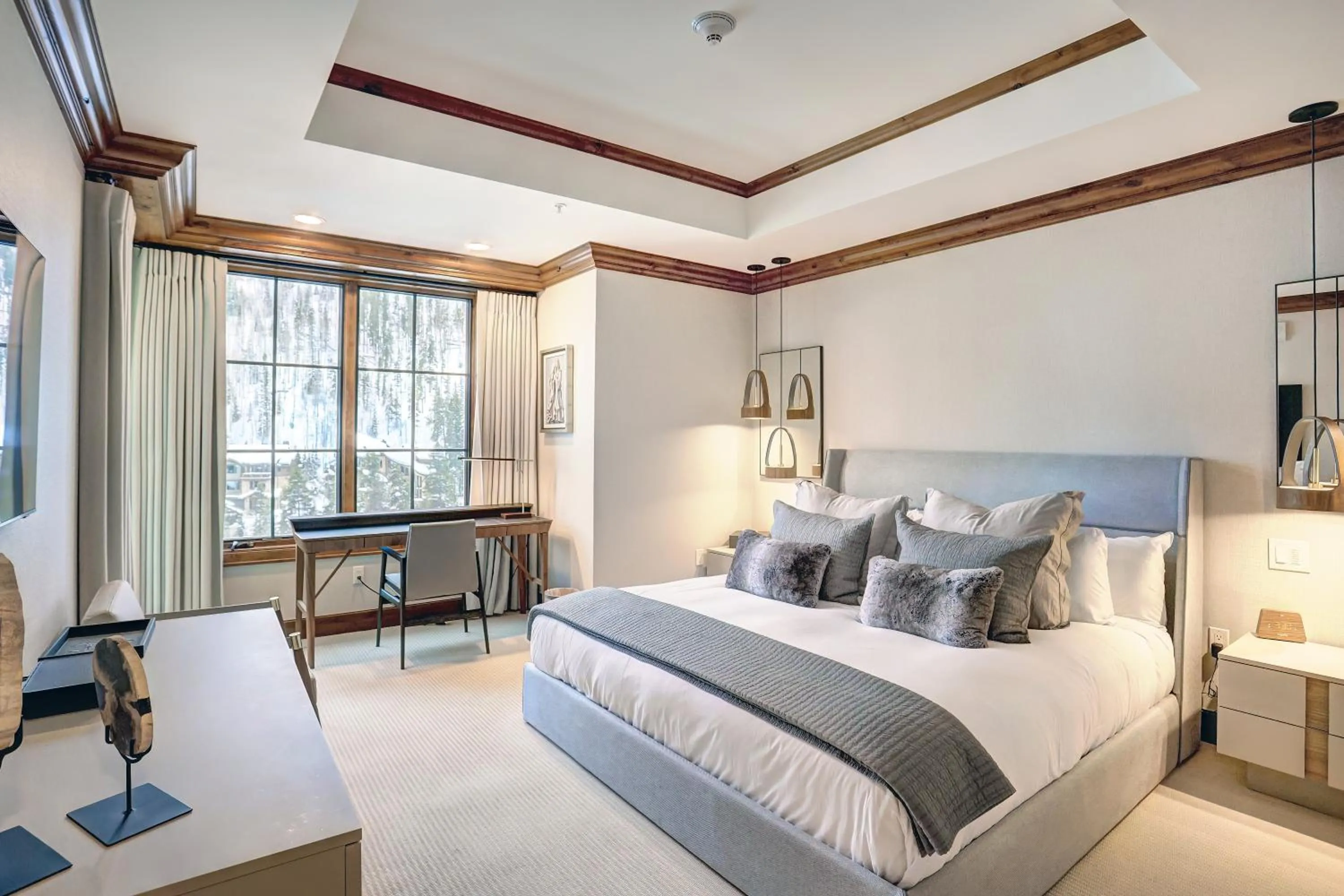 Bed in Legendary Lodging at the Ritz Carlton Residences Vail, A Vail Resorts Property