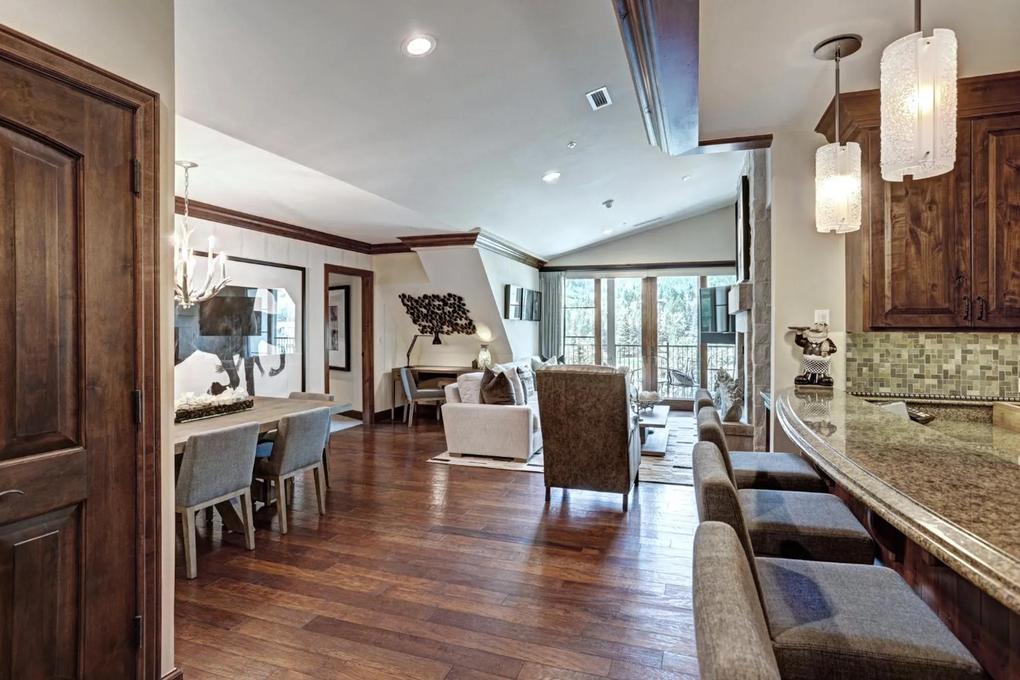 Living room in Legendary Lodging at the Ritz Carlton Residences Vail, A Vail Resorts Property