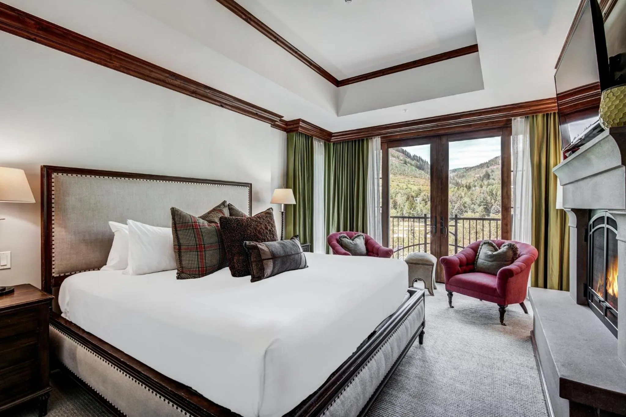 Bedroom, Bed in Legendary Lodging at the Ritz Carlton Residences Vail, A Vail Resorts Property