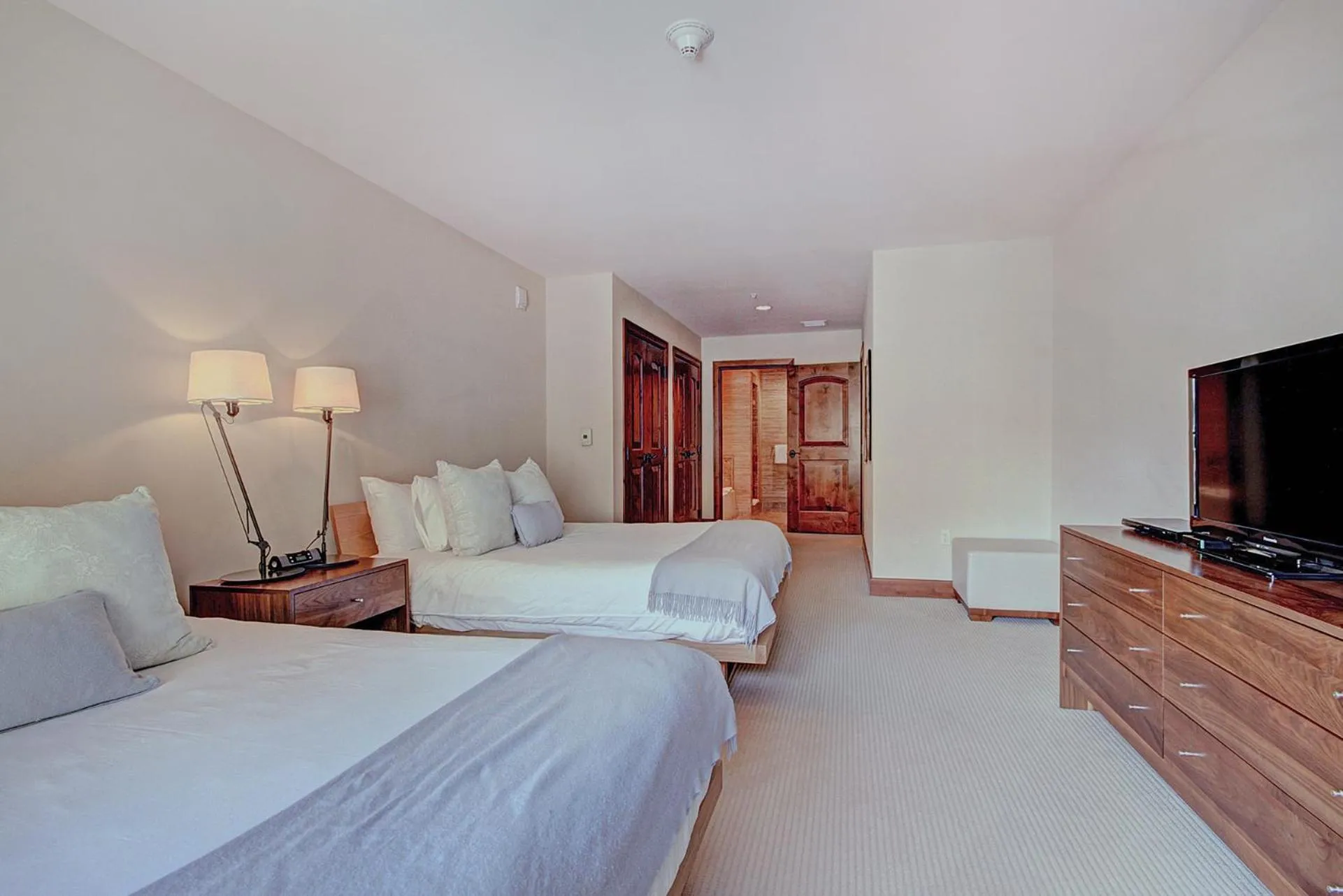 Bed in Legendary Lodging at the Ritz Carlton Residences Vail, A Vail Resorts Property