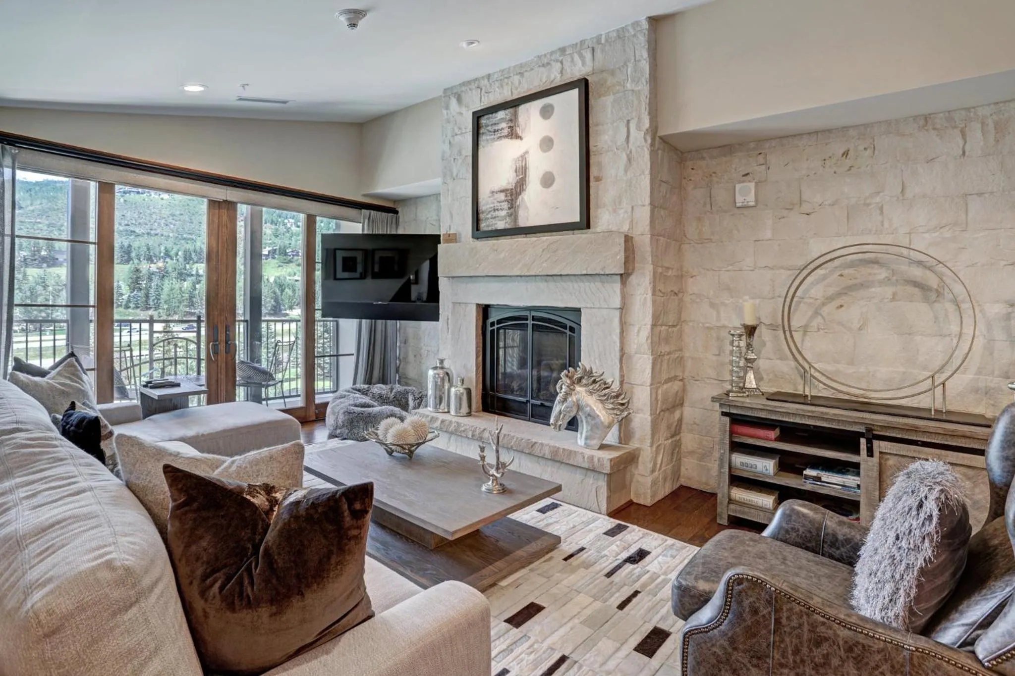 Living room in Legendary Lodging at the Ritz Carlton Residences Vail, A Vail Resorts Property