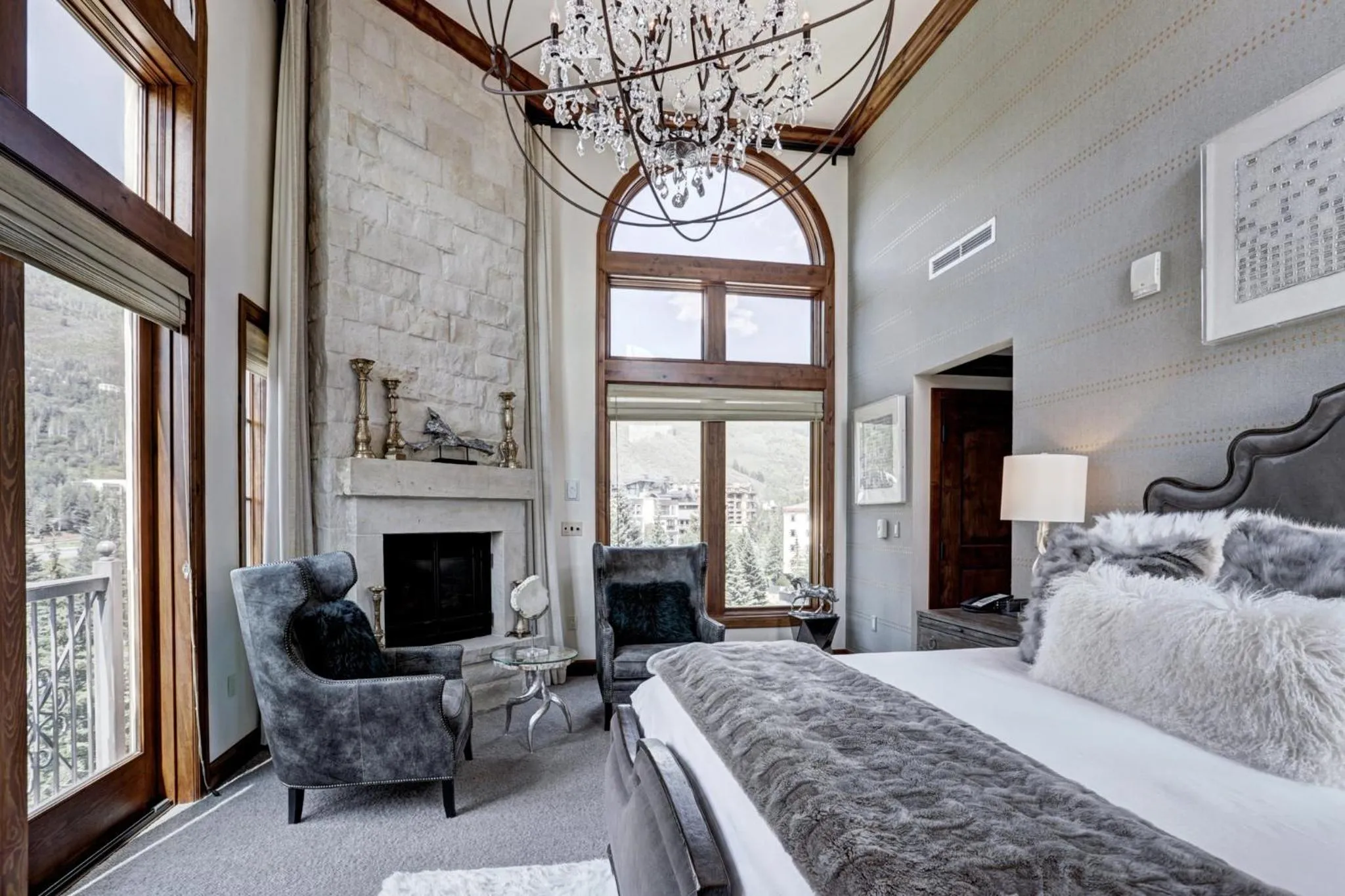 Bedroom, Bed in Legendary Lodging at the Ritz Carlton Residences Vail, A Vail Resorts Property