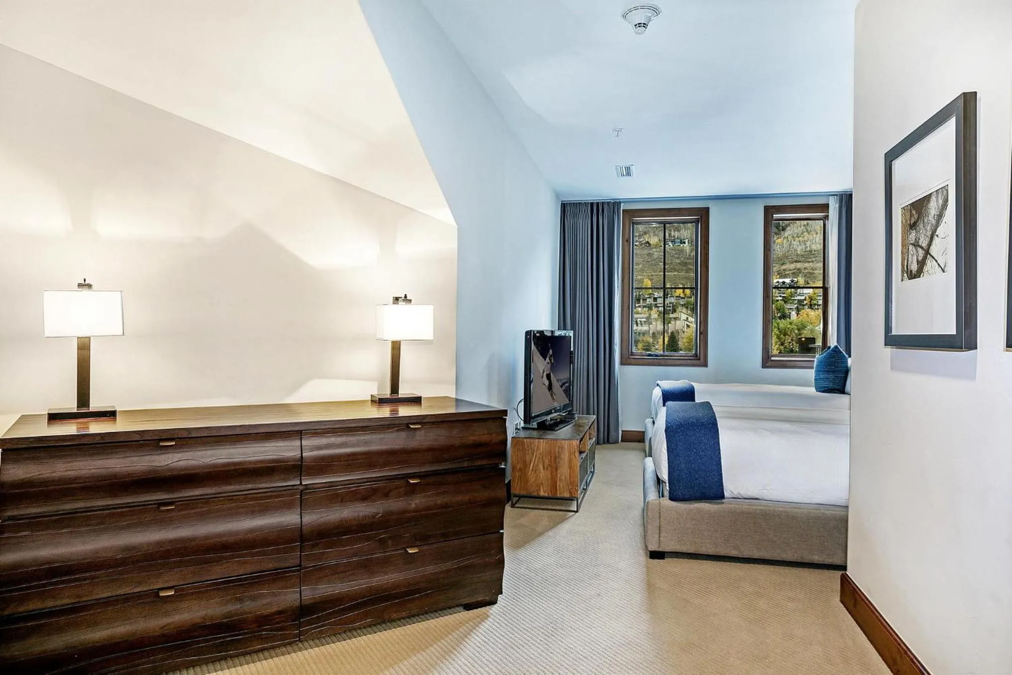 Bedroom, Bed in Legendary Lodging at the Ritz Carlton Residences Vail, A Vail Resorts Property