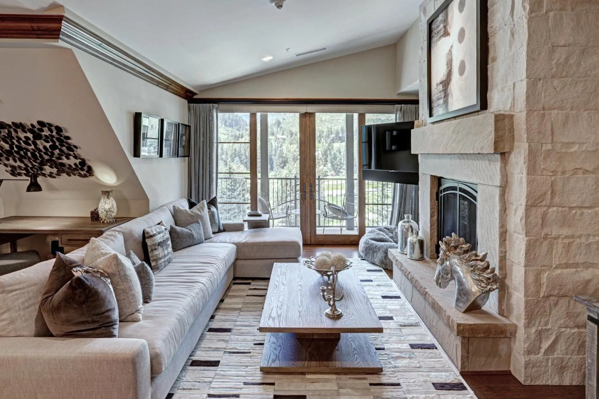 Living room in Legendary Lodging at the Ritz Carlton Residences Vail, A Vail Resorts Property