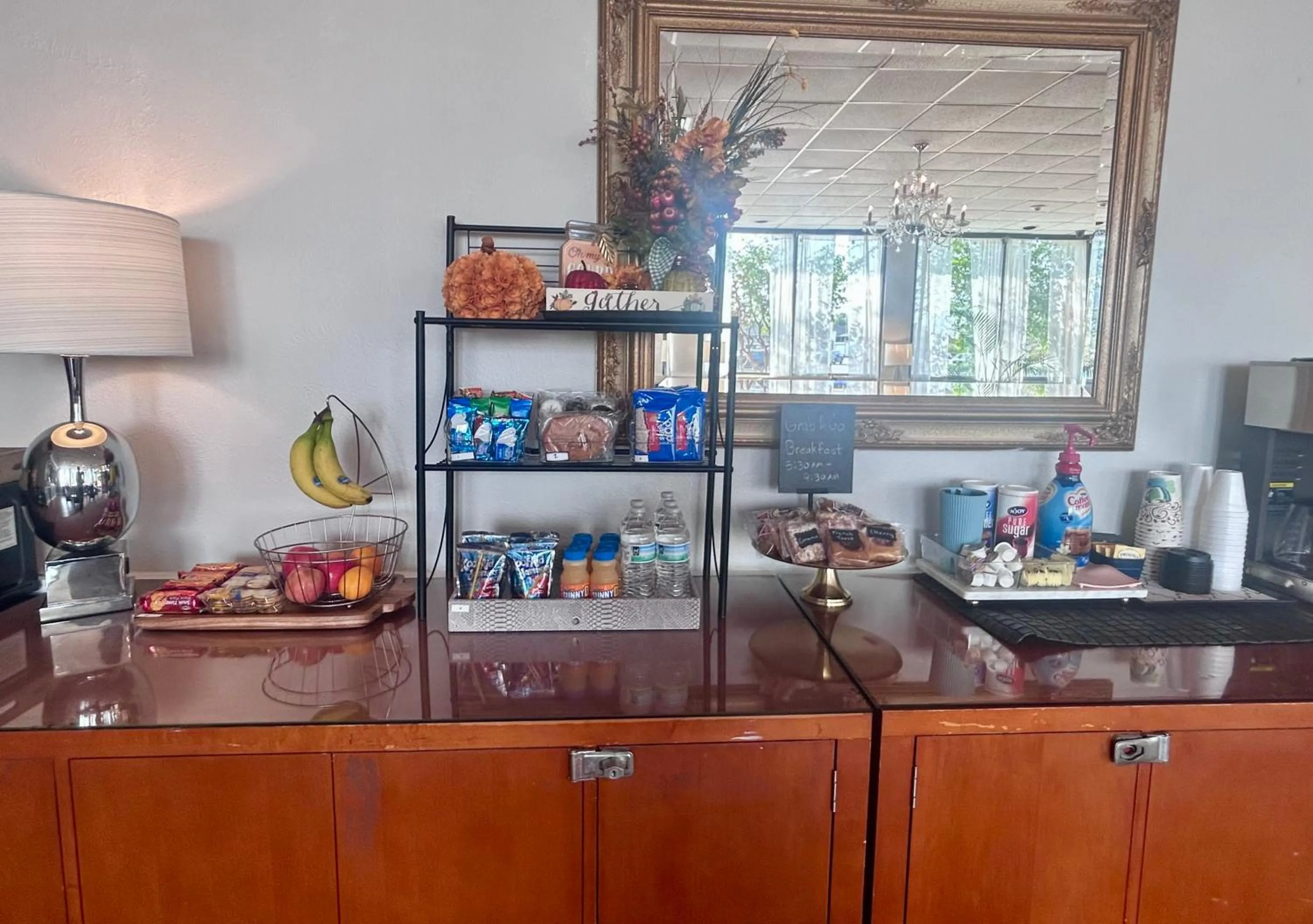 Breakfast in The Grand Hotel Spindletop