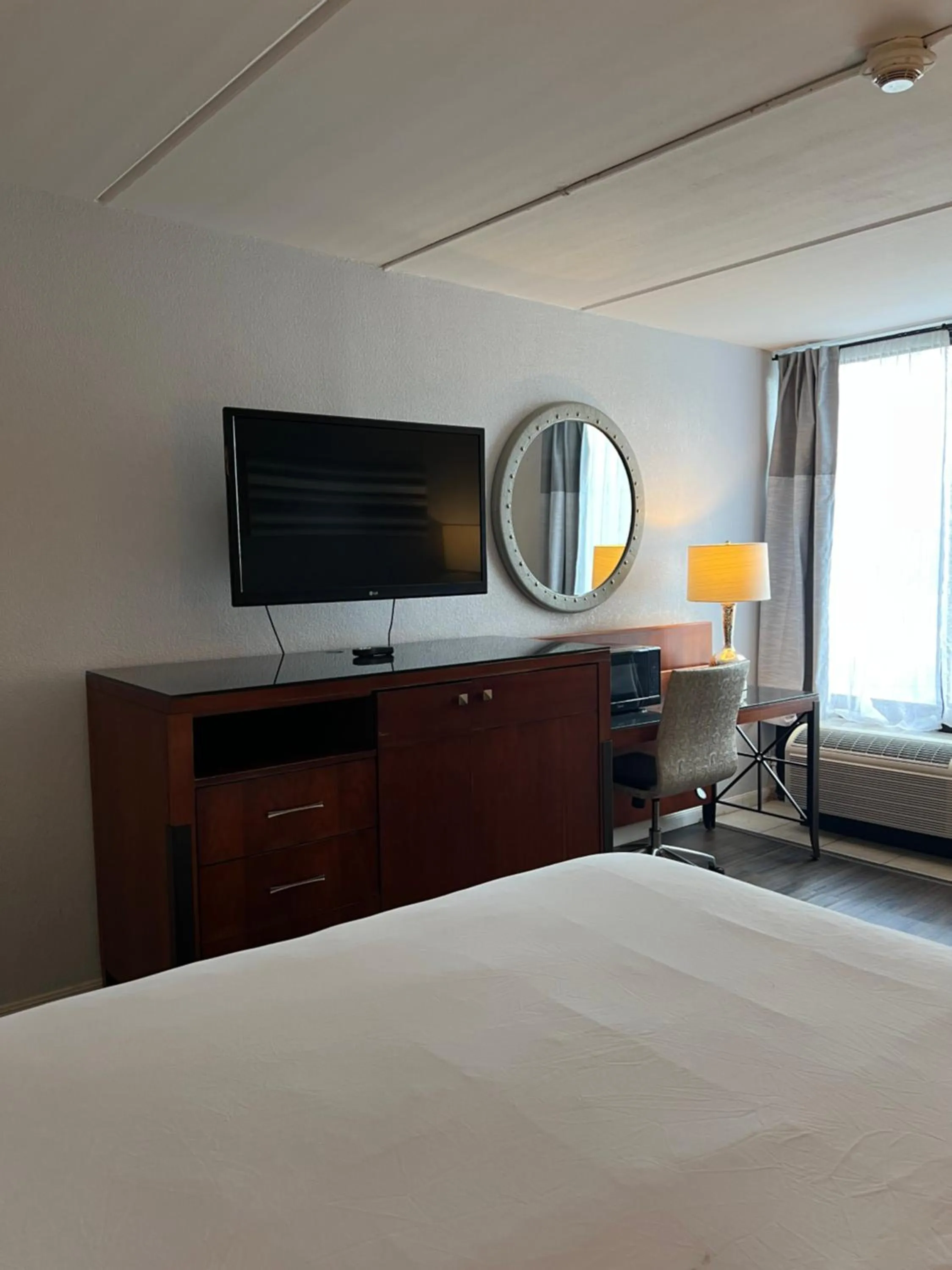 TV and multimedia, Bed in The Grand Hotel Spindletop