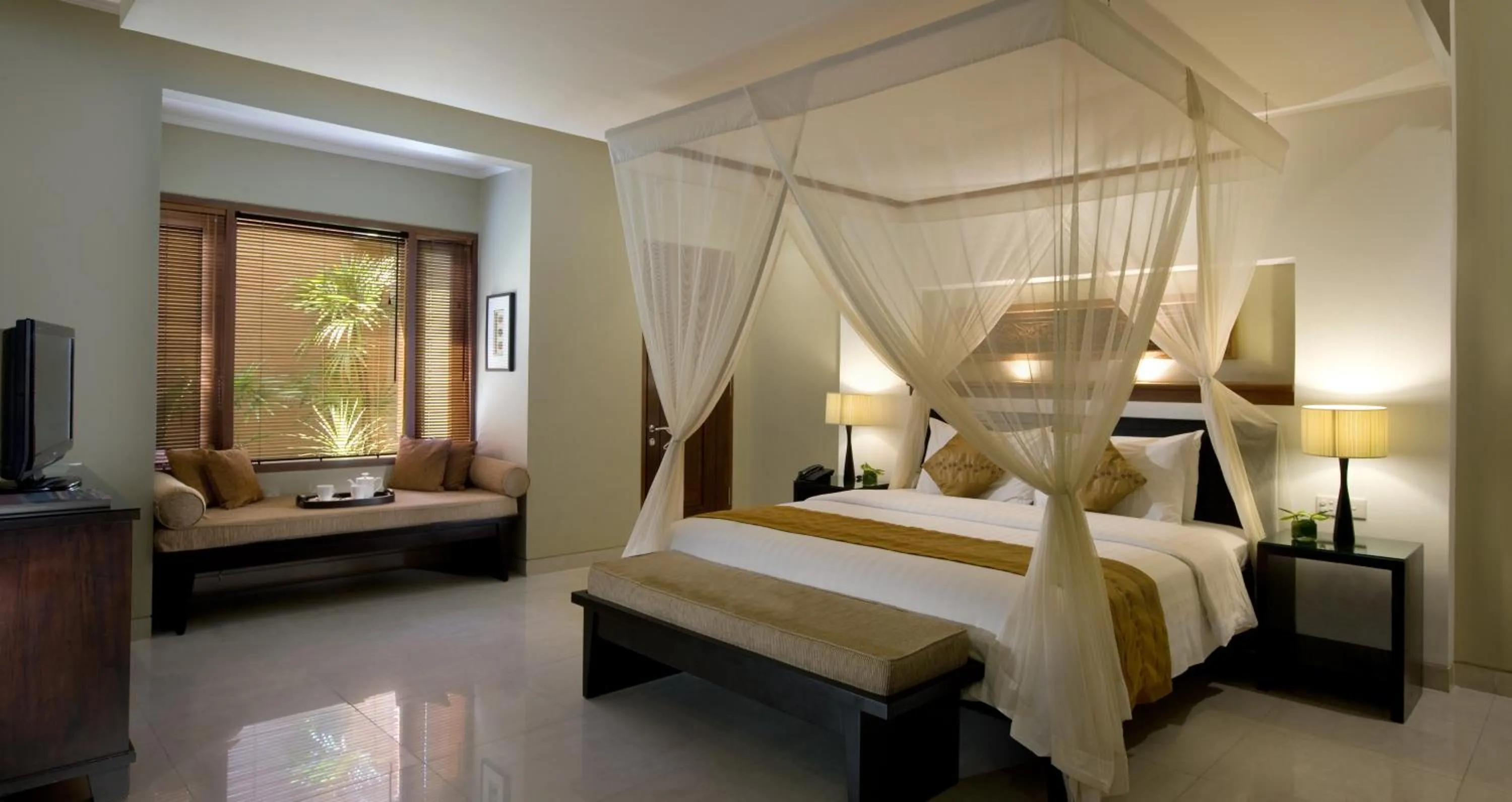 Bed in The Kunja Villa-Hotel