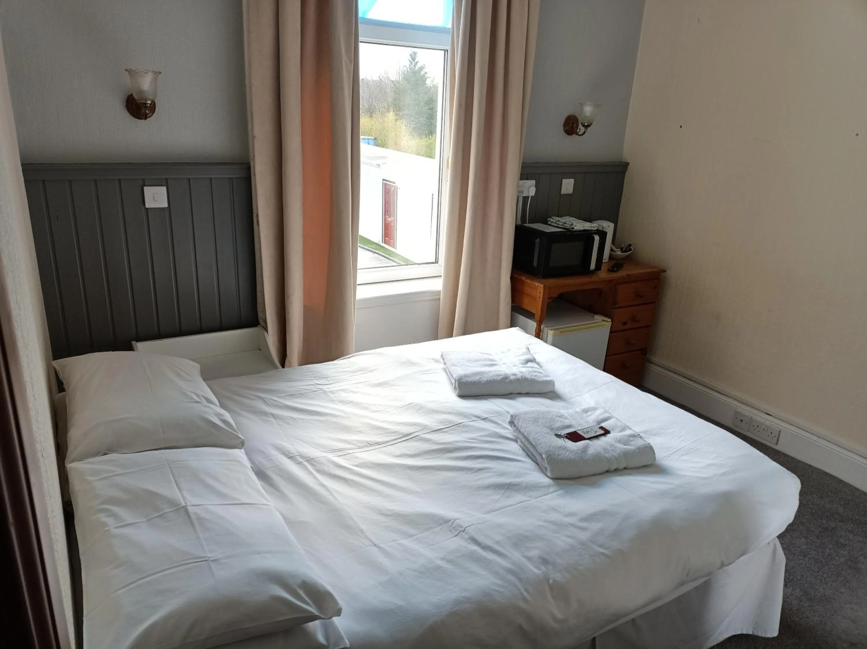 Bed in The Townhouse Self Catering