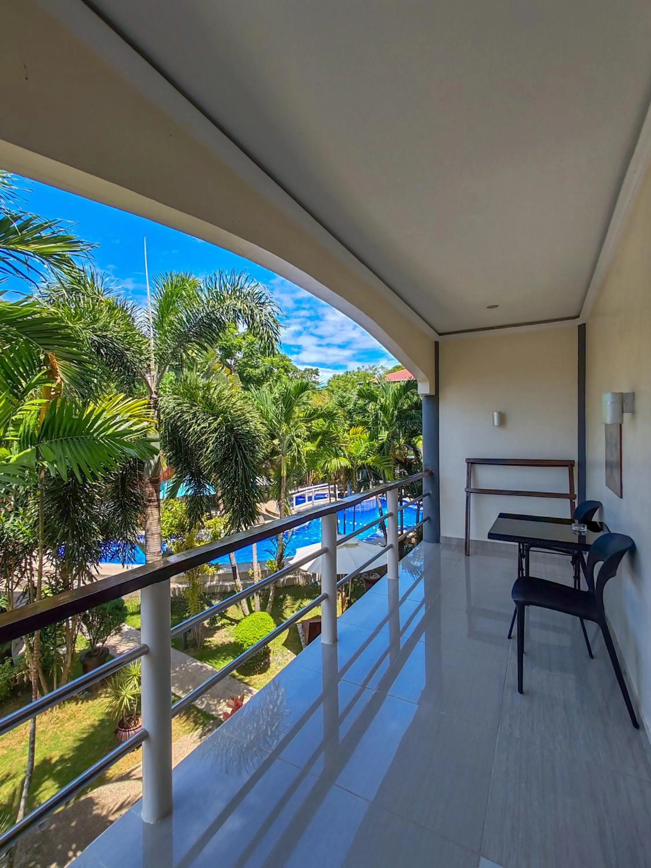 Day in Alona Northland Resort