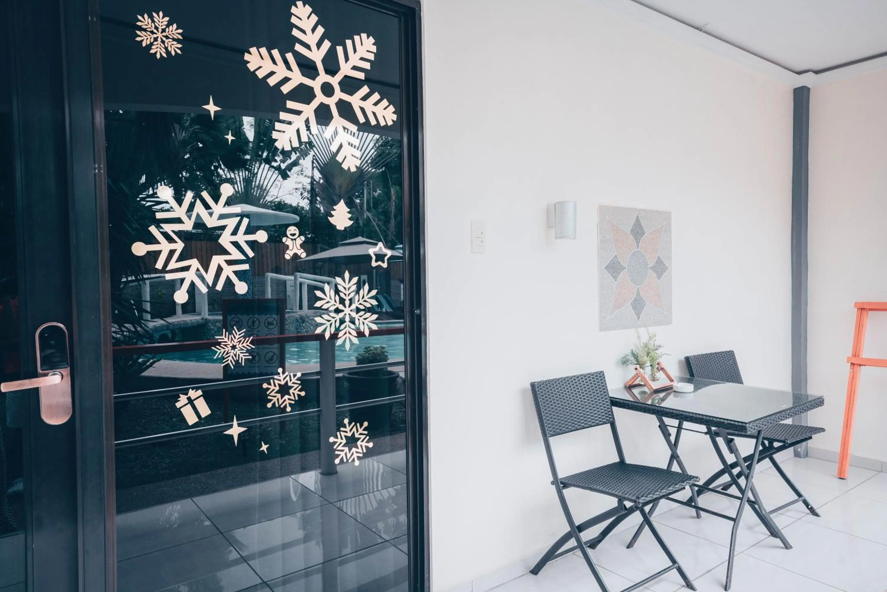 Living room in Alona Northland Resort