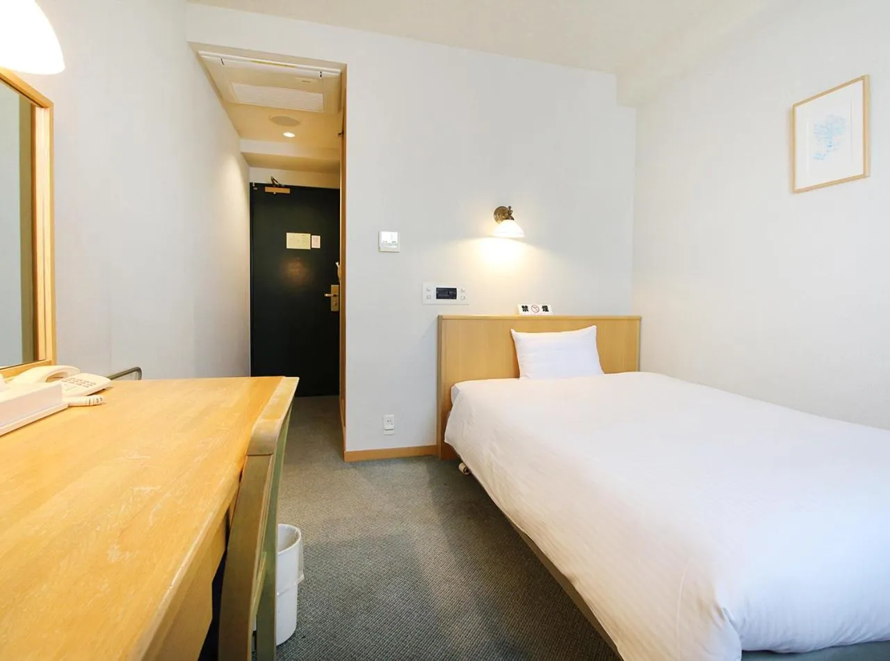 Photo of the whole room, Bed in Island Hotel