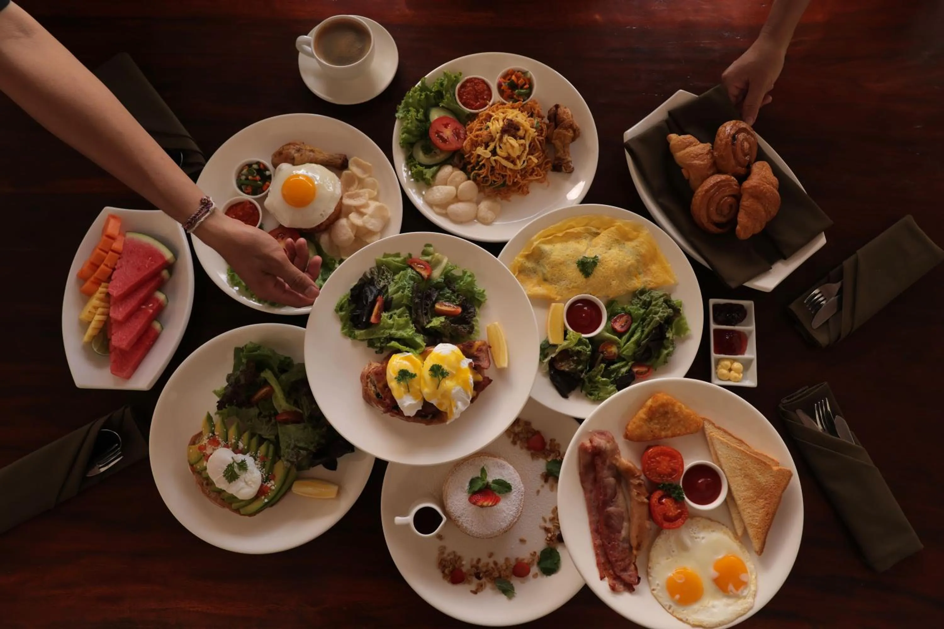 Food and drinks in The Seminyak Suites Private Villas