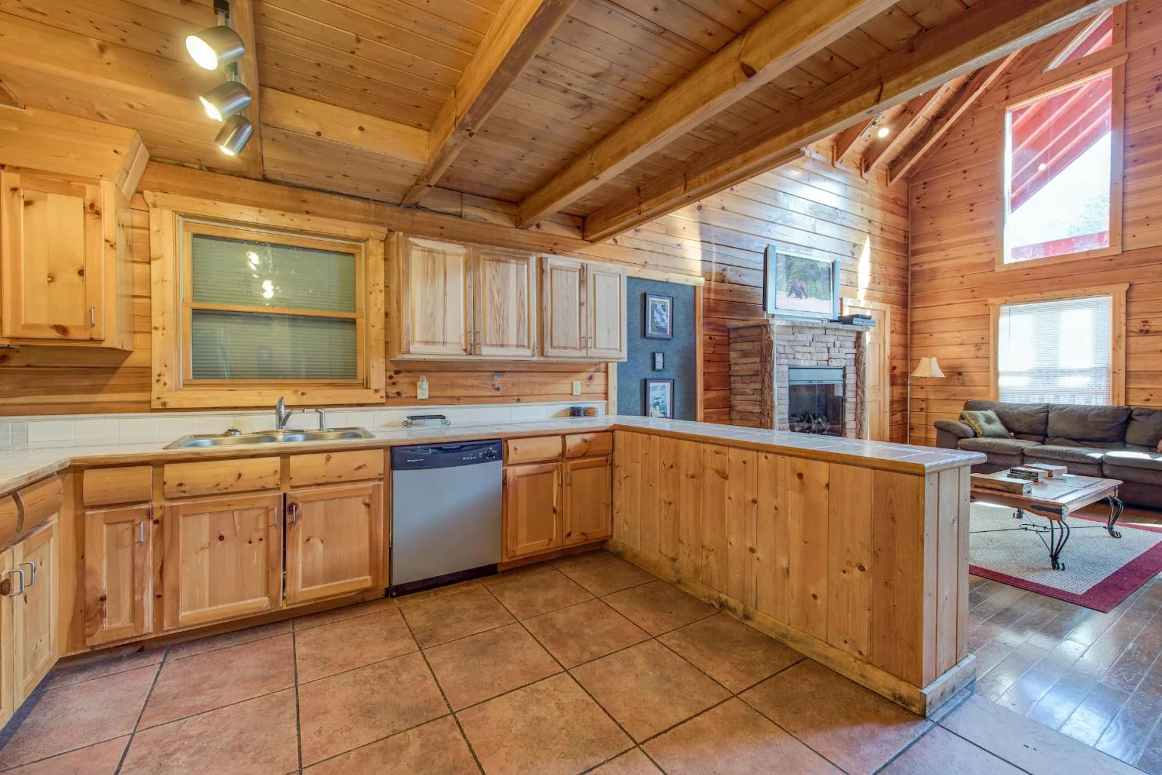 Kitchen or kitchenette in Take It Easy