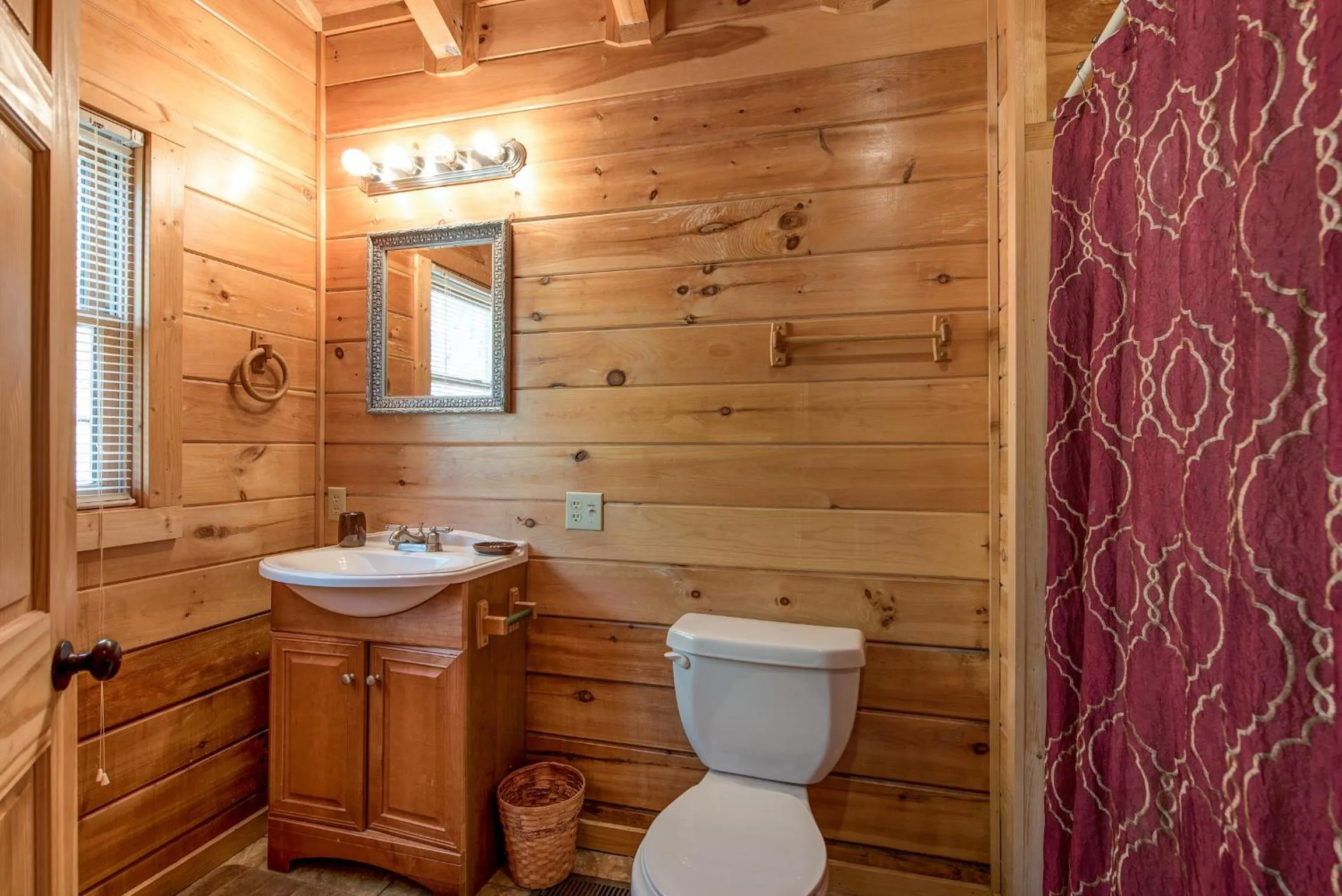 Bathroom in Take It Easy