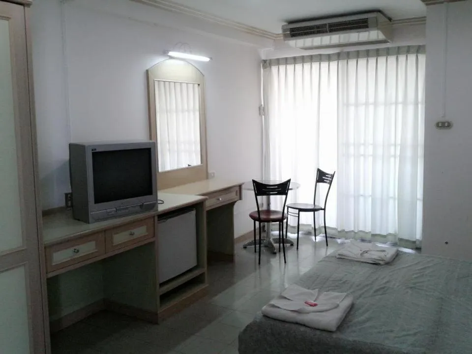 Bed in M In Korat Service Apartment