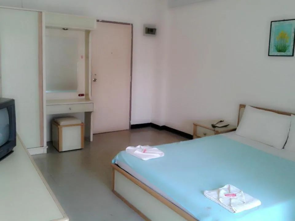 Bed in M In Korat Service Apartment