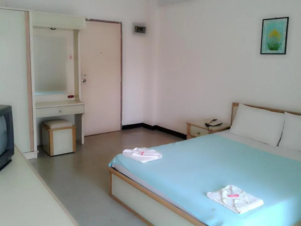 Bed in M In Korat Service Apartment