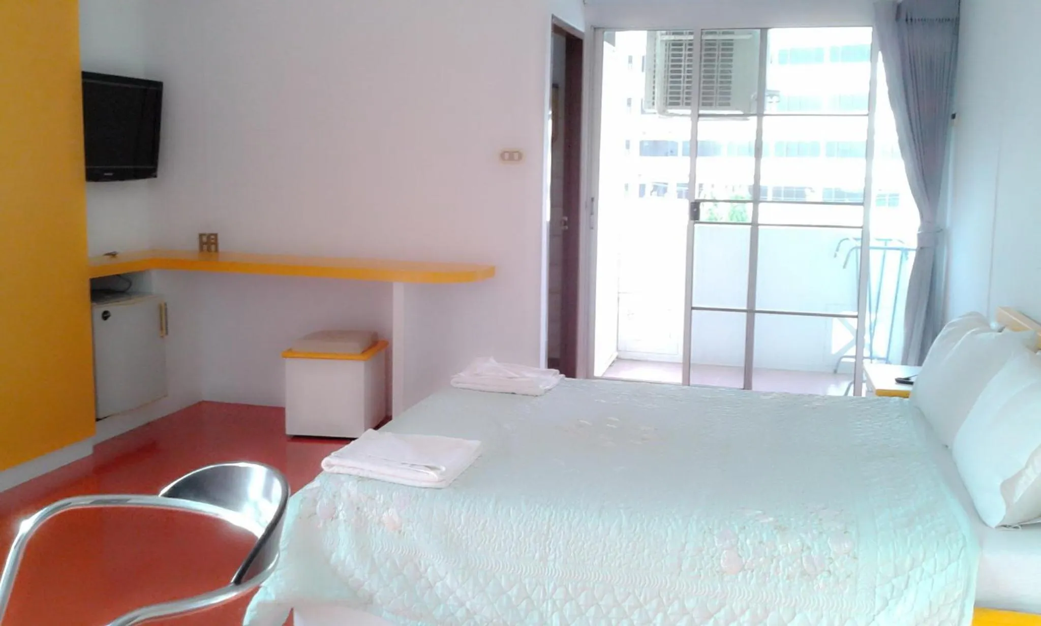 Bed in M In Korat Service Apartment