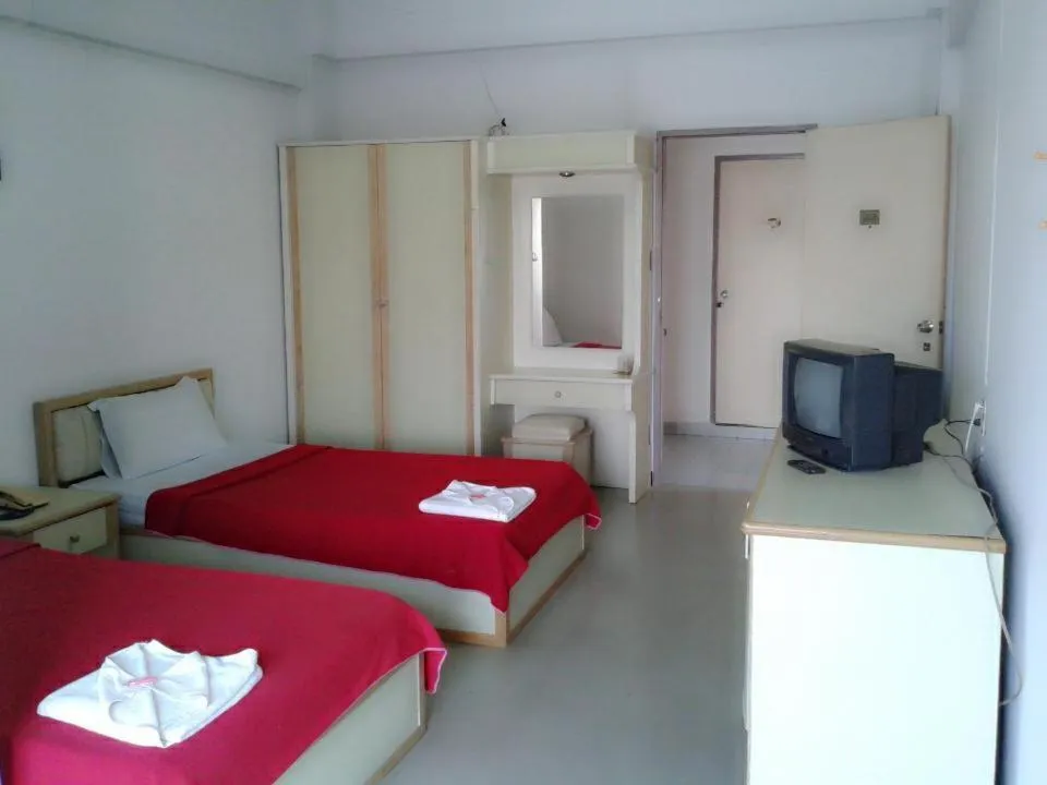 Bed in M In Korat Service Apartment