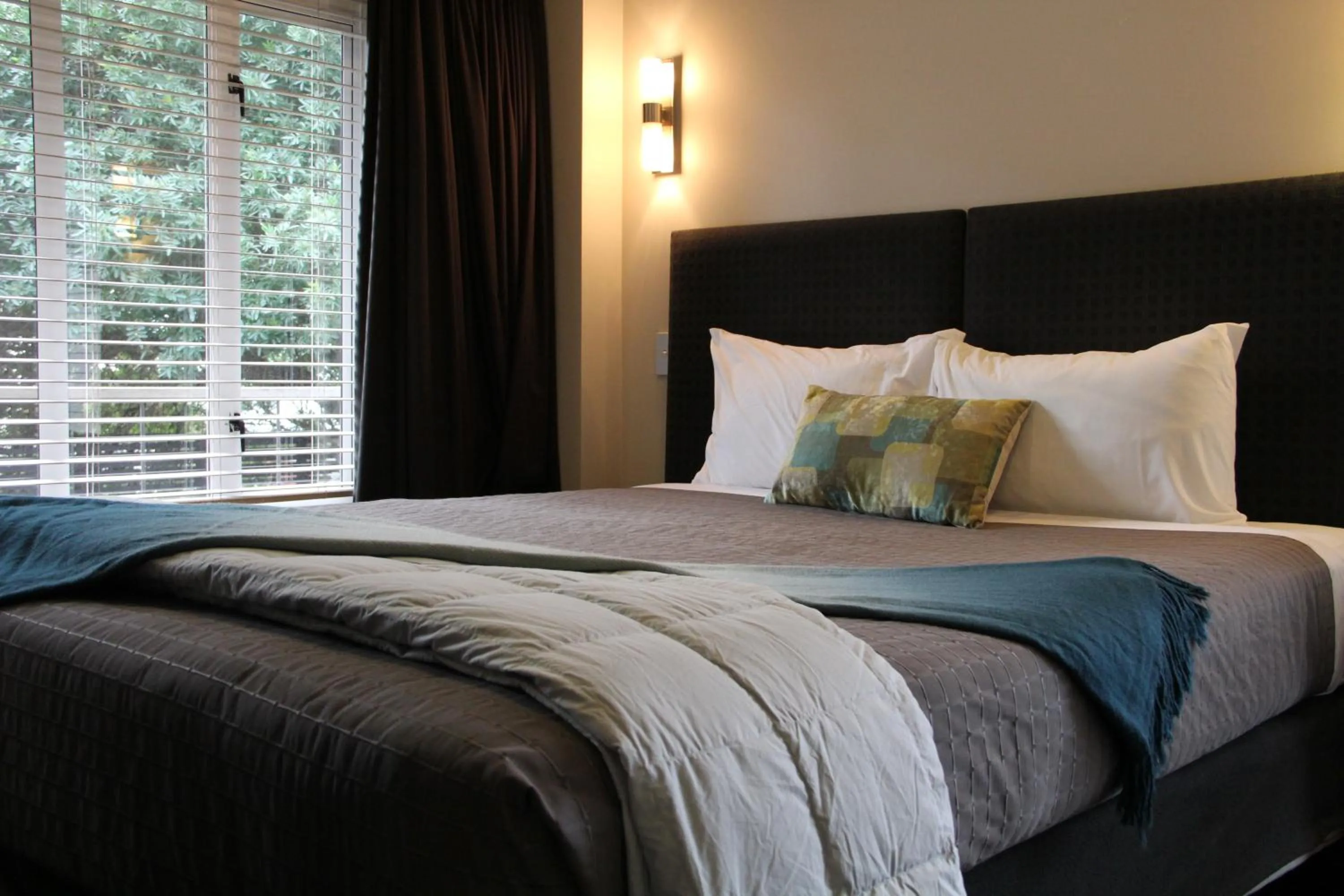 Bed in Abaco on Jervois