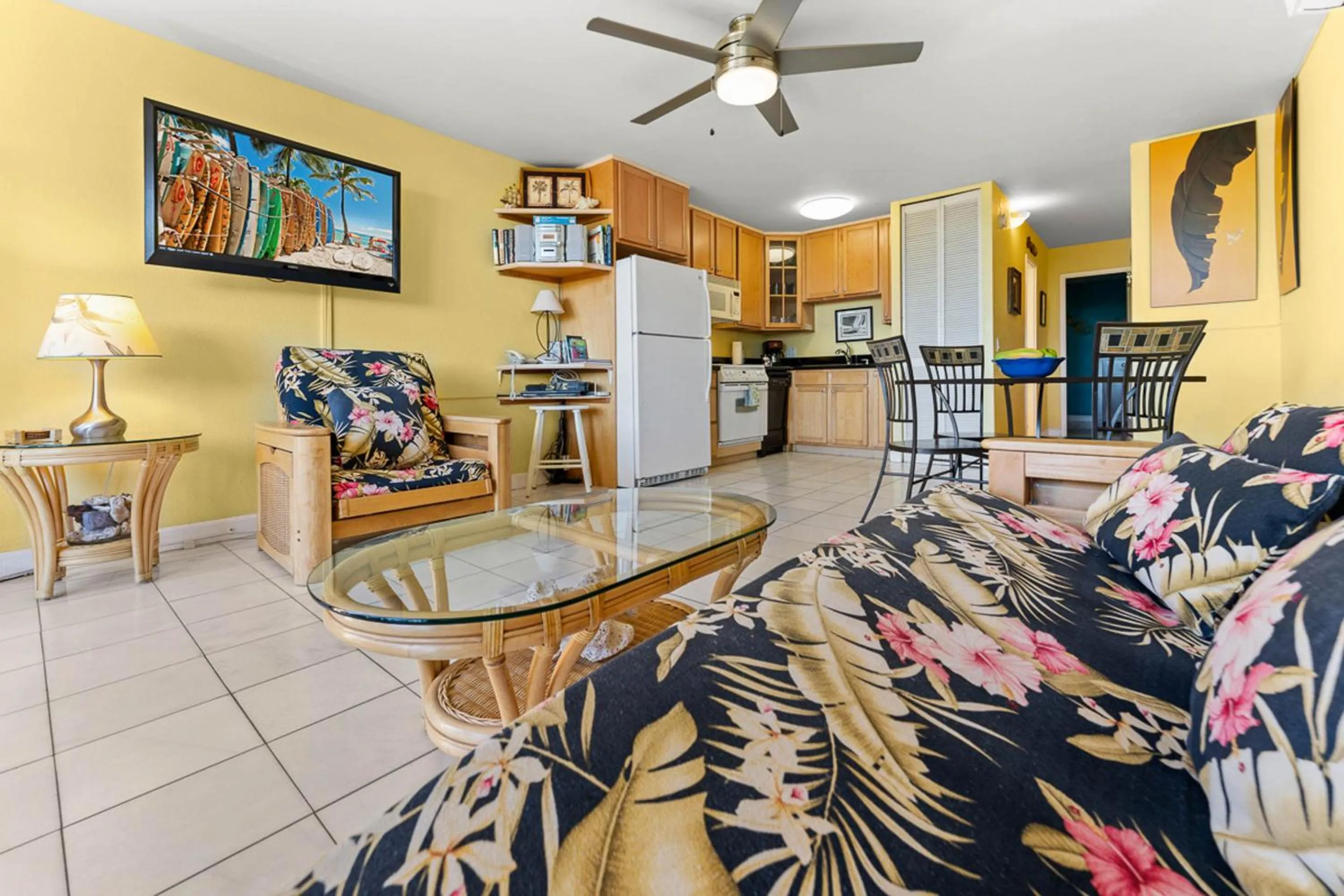 Property building in Maui Vista 1210