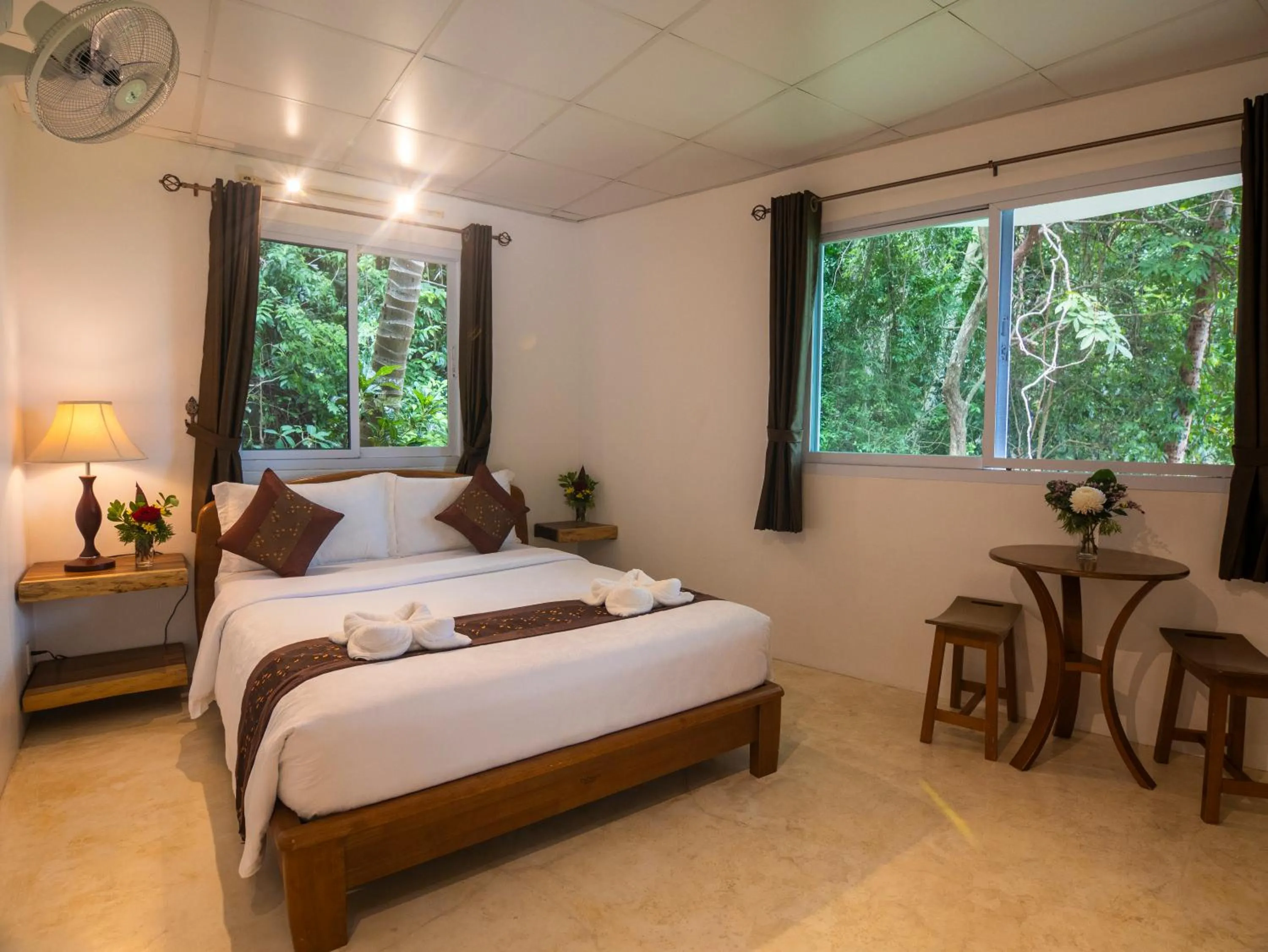 Bed in Monkey Flower Villas
