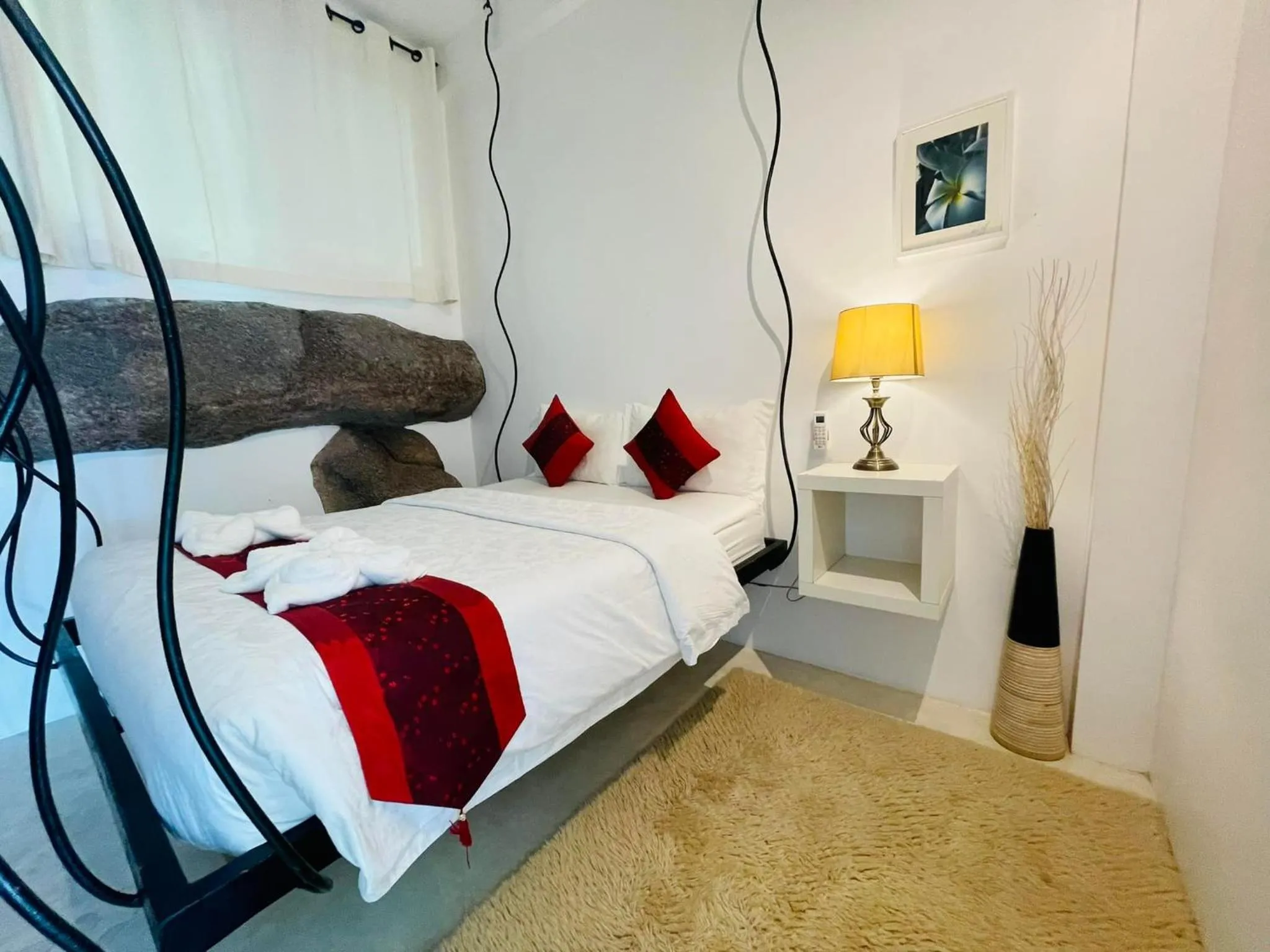 Bedroom, Bed in Monkey Flower Villas