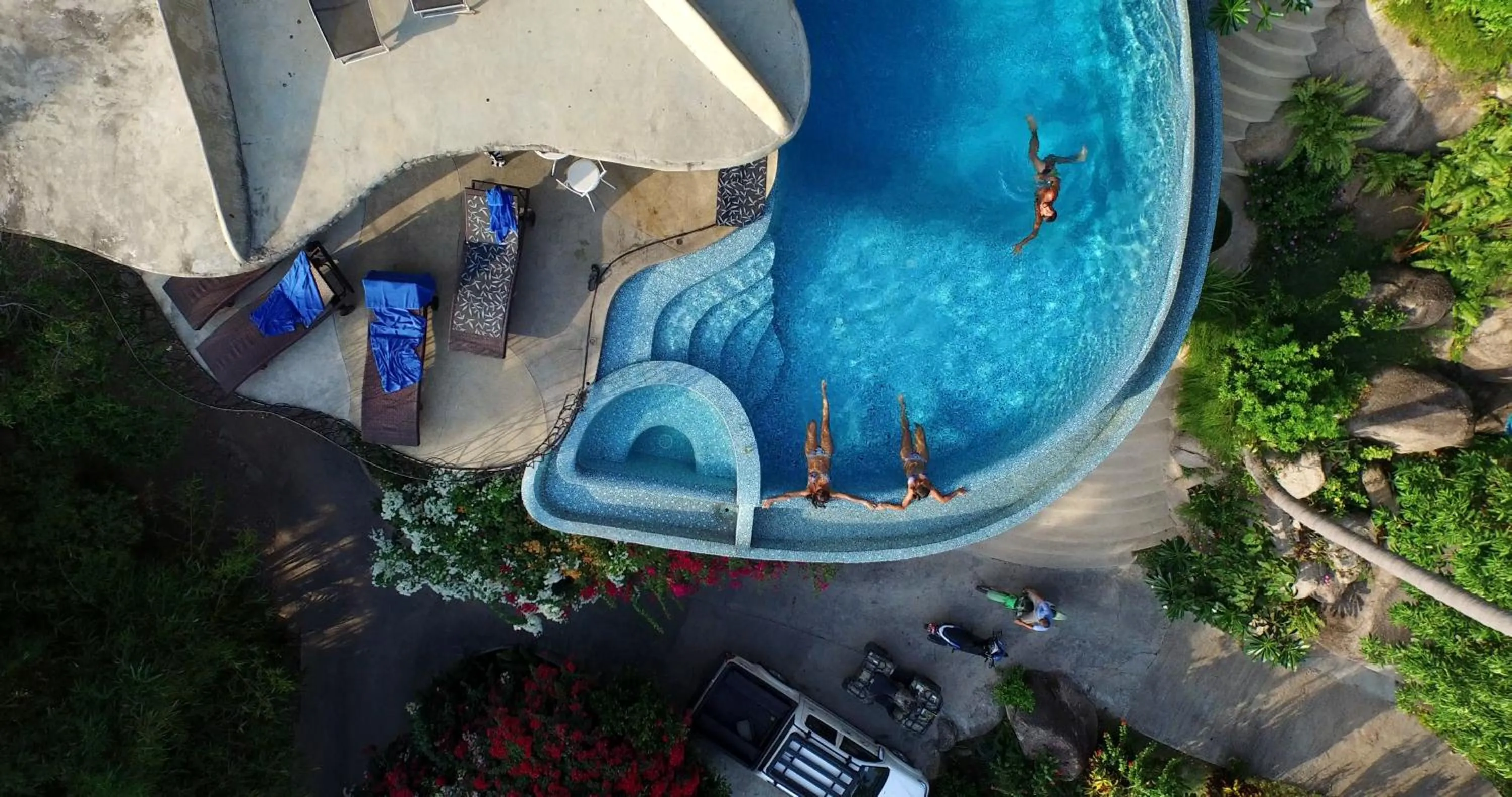 Garden in Monkey Flower Villas