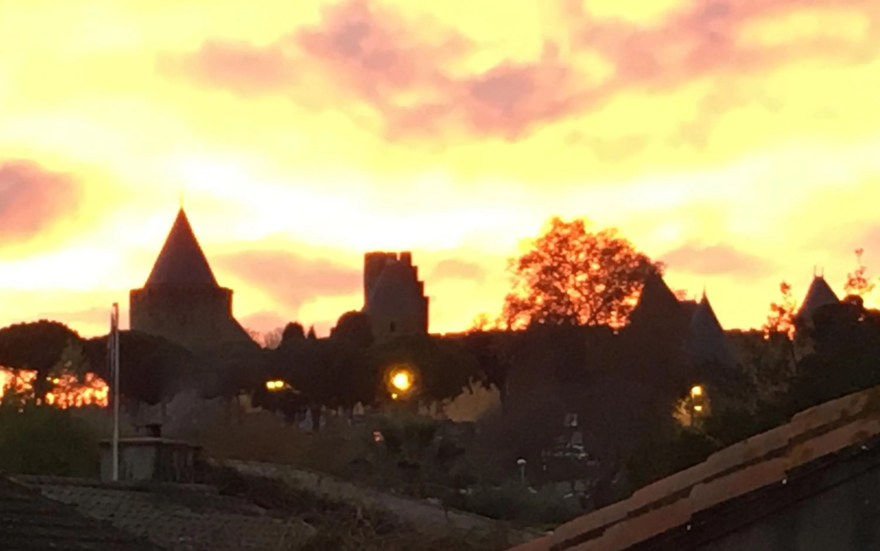 Sunset in MAISON MIGNARDISE - Cité