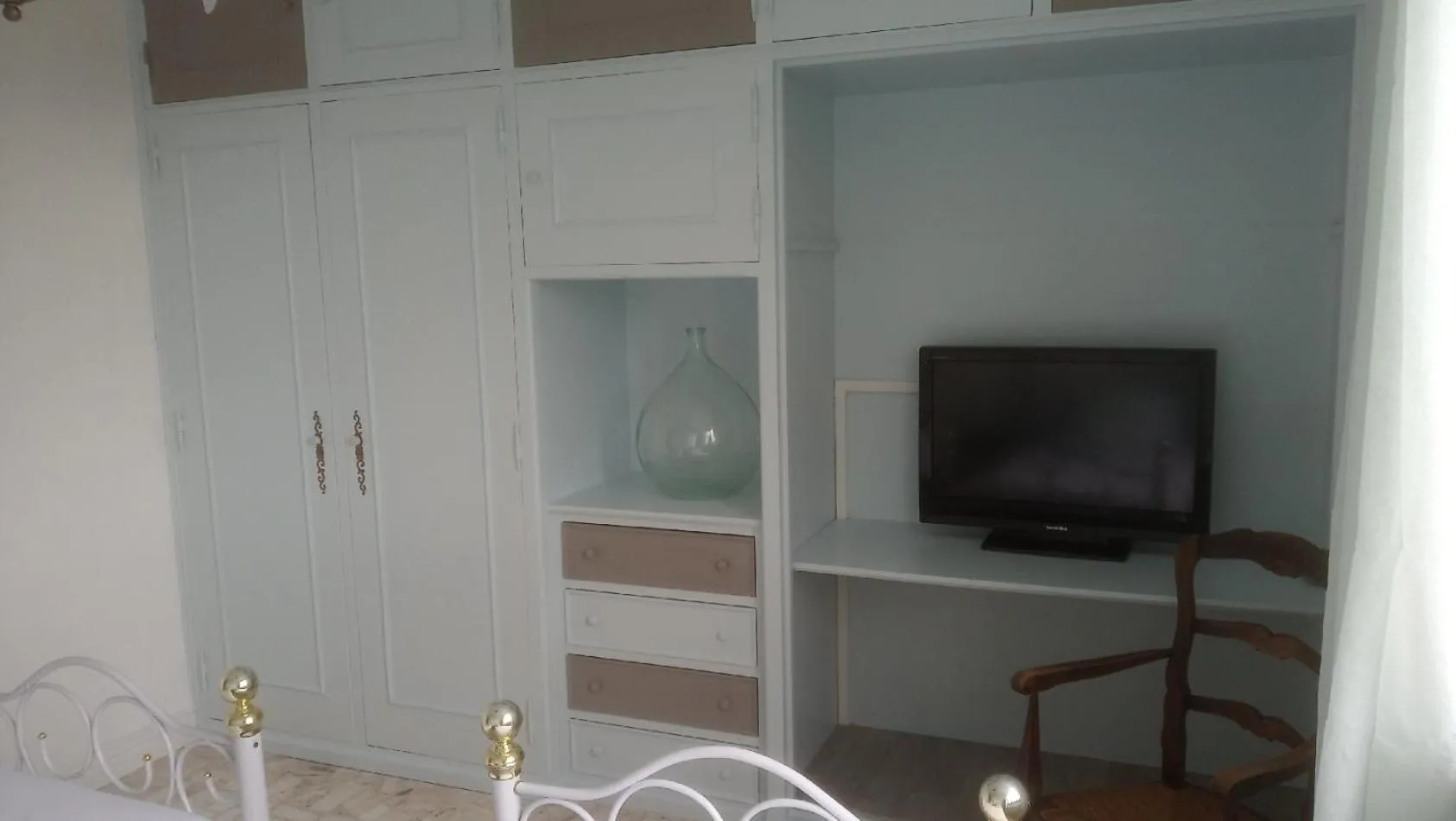 Photo of the whole room in MAISON MIGNARDISE - Cité