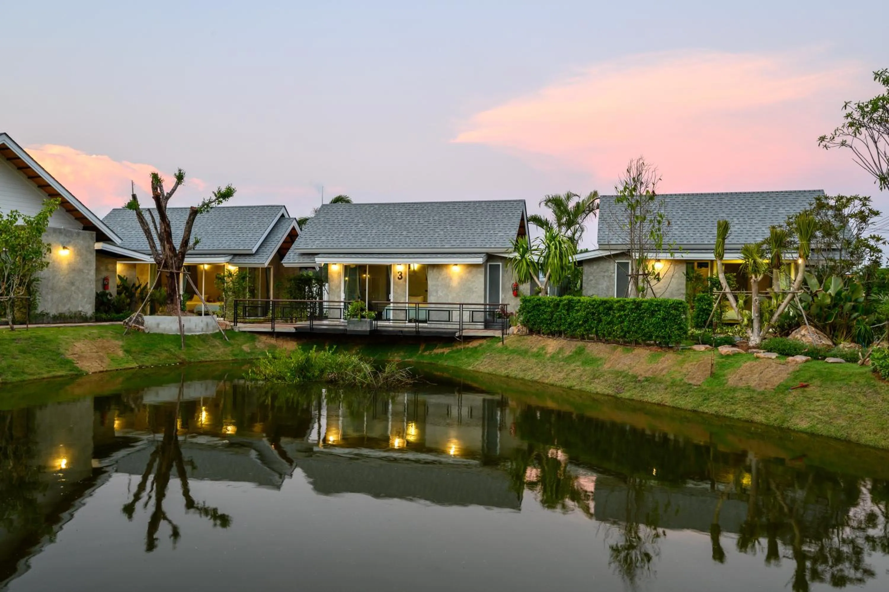 Garden view in Loftpical Resort