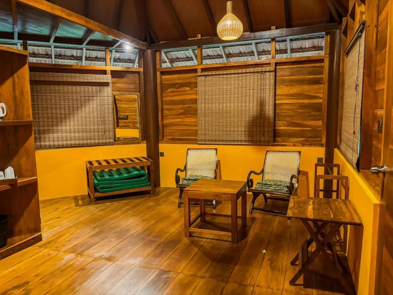 Living room in Palm Paradise Cabanas & Villas Beach Resort