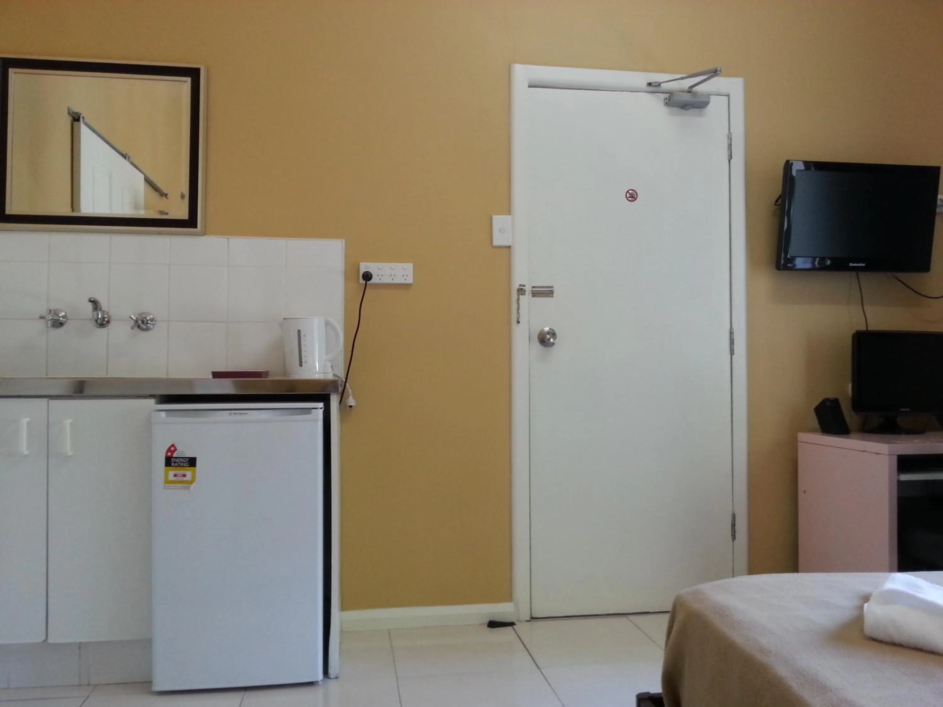 Photo of the whole room in Central Private Hotel