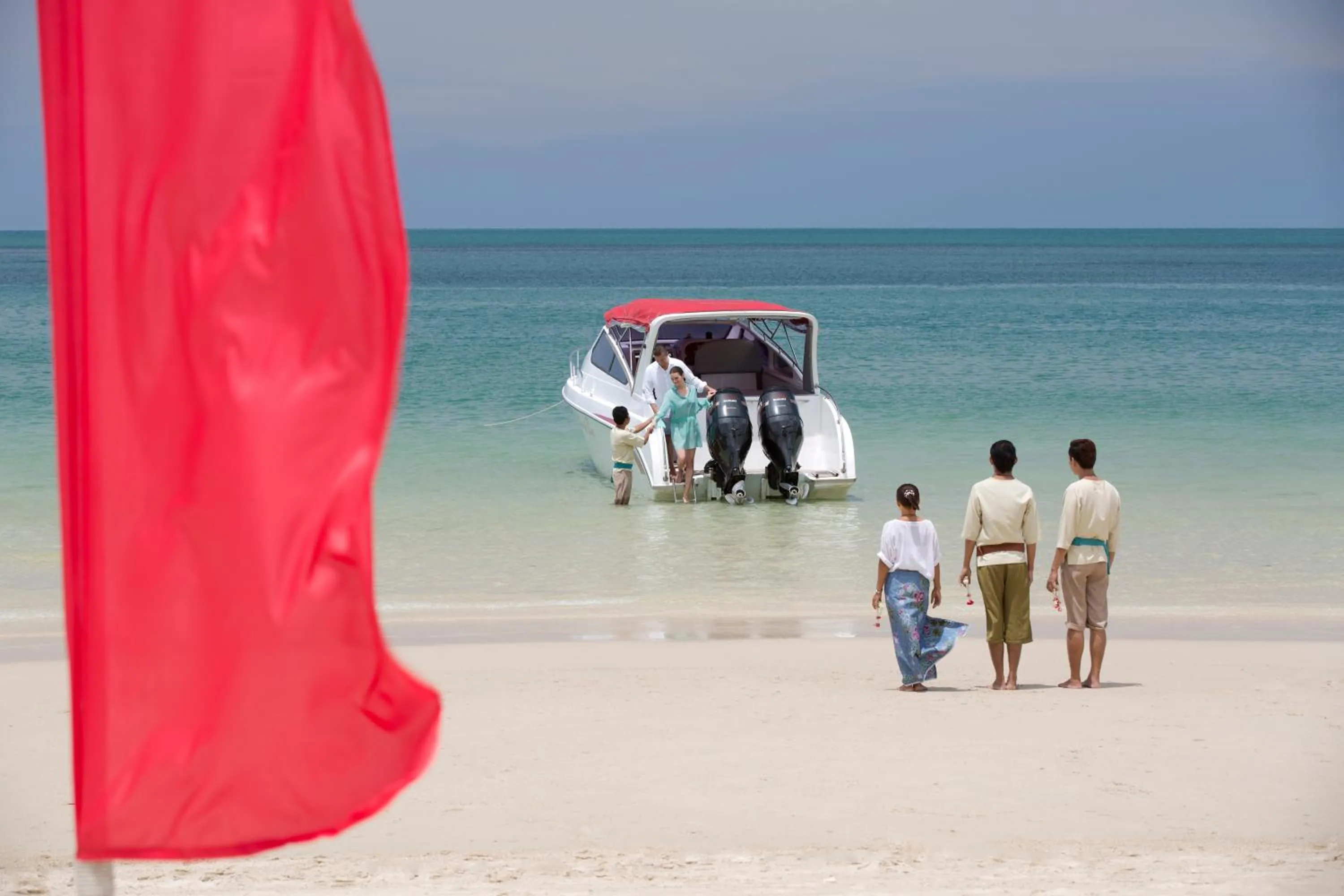 People in Anantara Rasananda Koh Phangan Villas