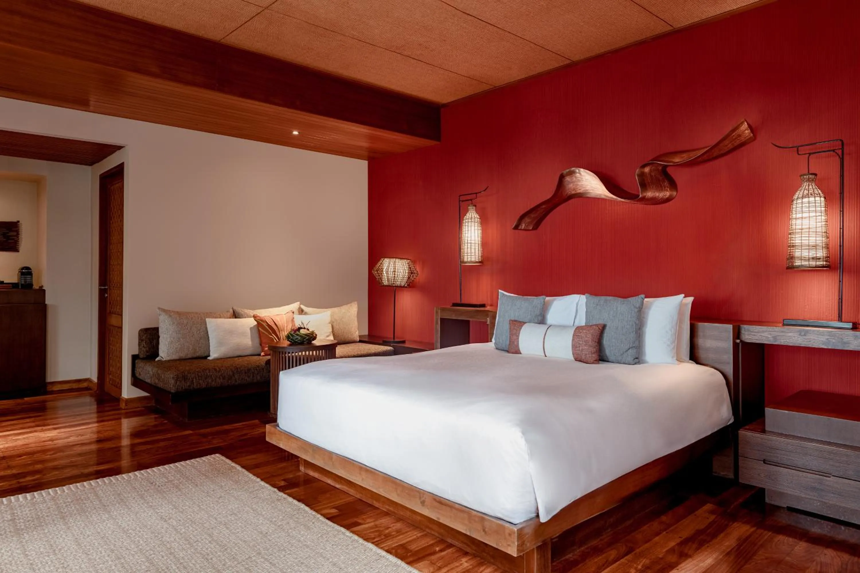 Photo of the whole room, Bed in Anantara Rasananda Koh Phangan Villas