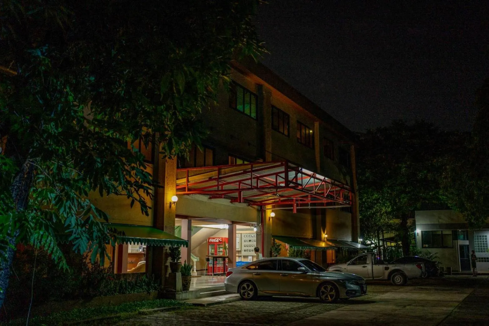 Property building in Srisomthai Hotel