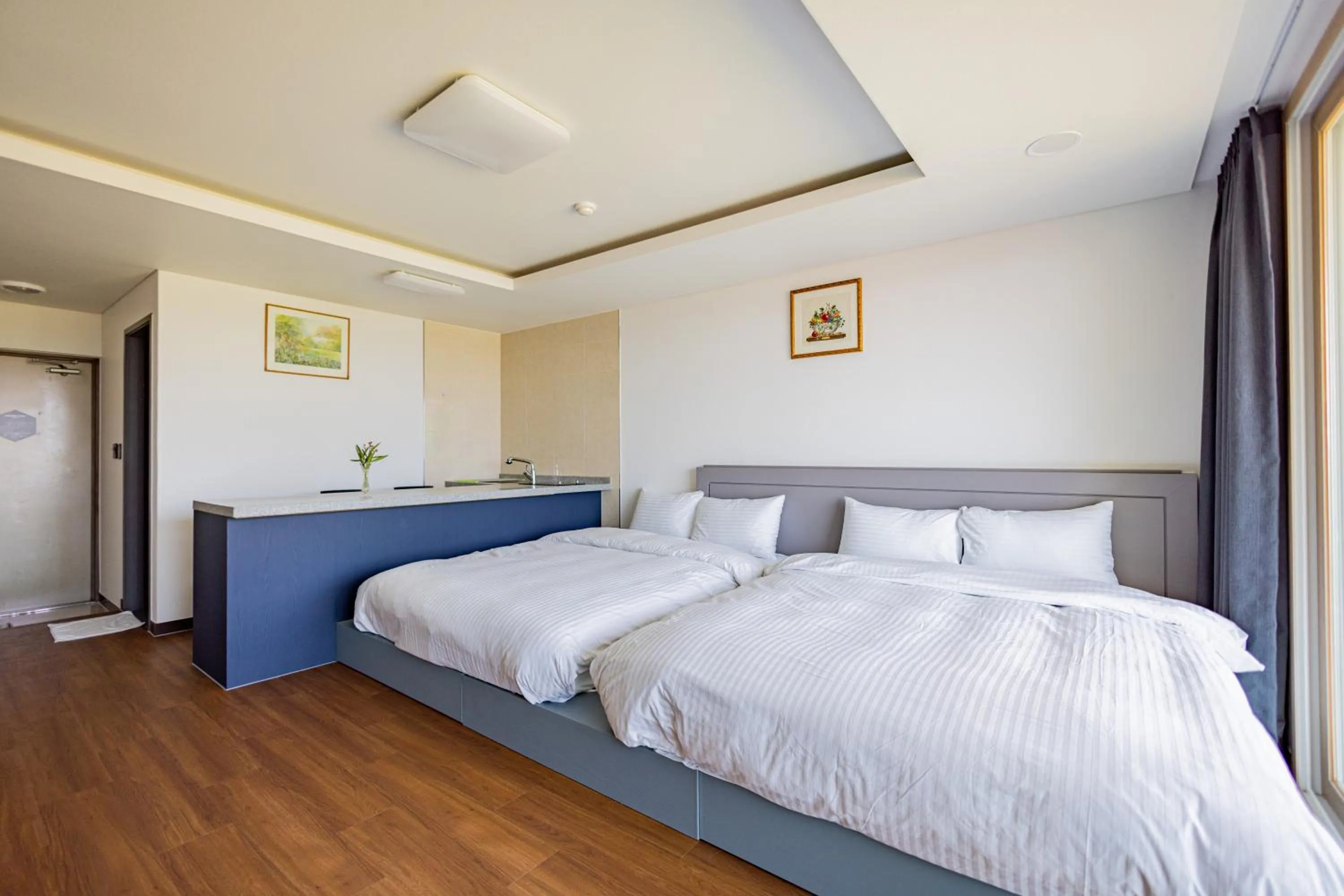 Bed in Jeju Arumdaun Resort