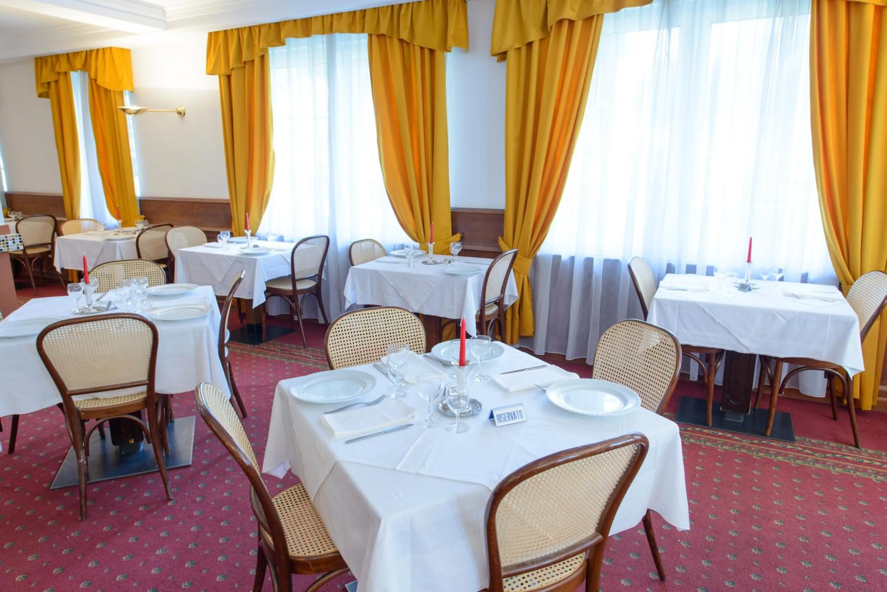Restaurant/places to eat in Park Hotel Faloria