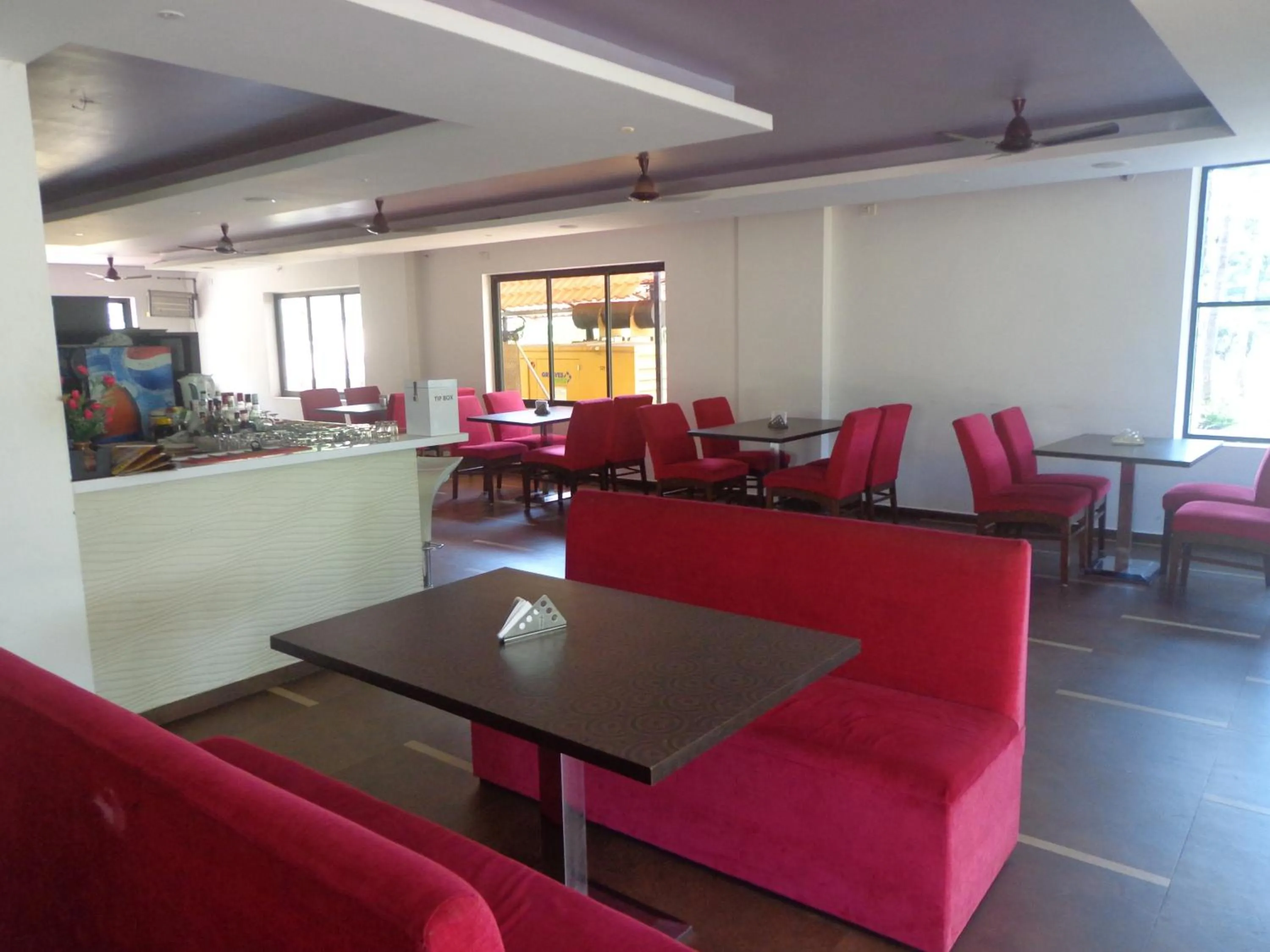 Restaurant/places to eat in The Tubki Resort