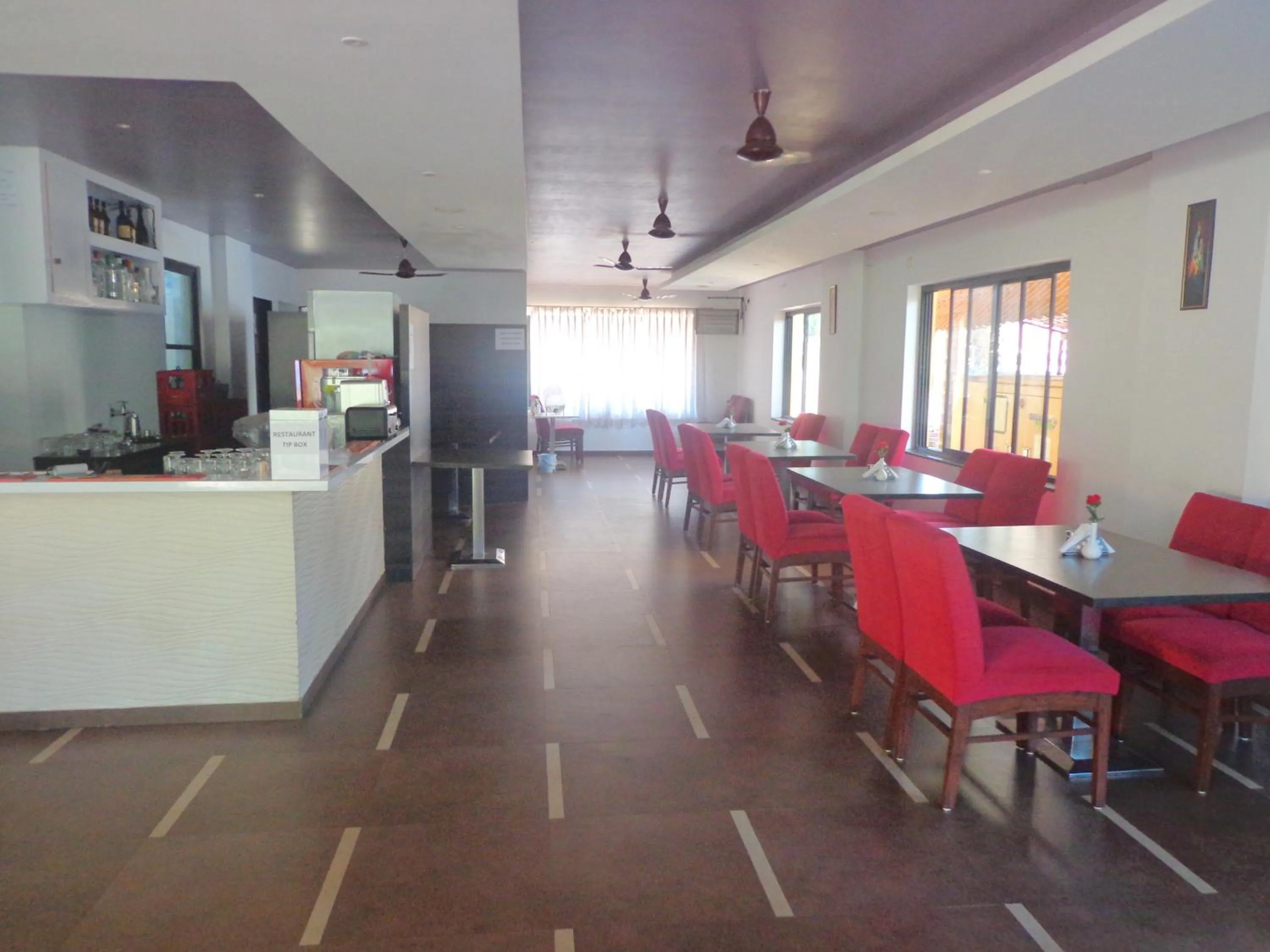 Restaurant/places to eat in The Tubki Resort