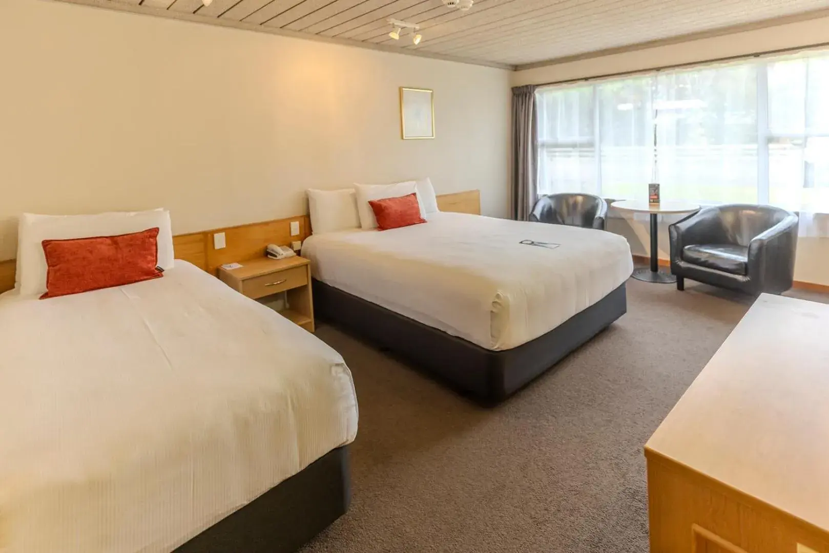 Standard Double - single occupancy in Kingsgate Hotel Te Anau Standard Double - single occupancy in Kingsgate Hotel Te Anau