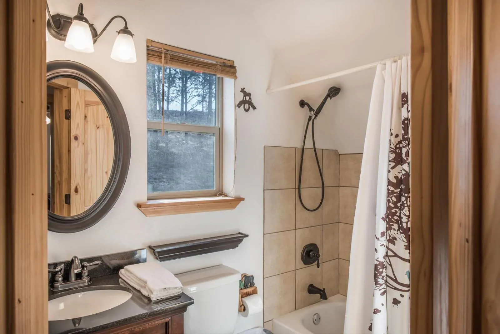 Property building in Aurora Montealis