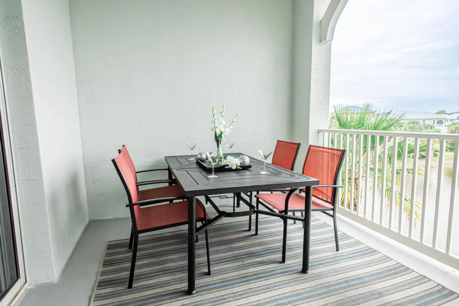 Day in 933 Cinnamon Beach