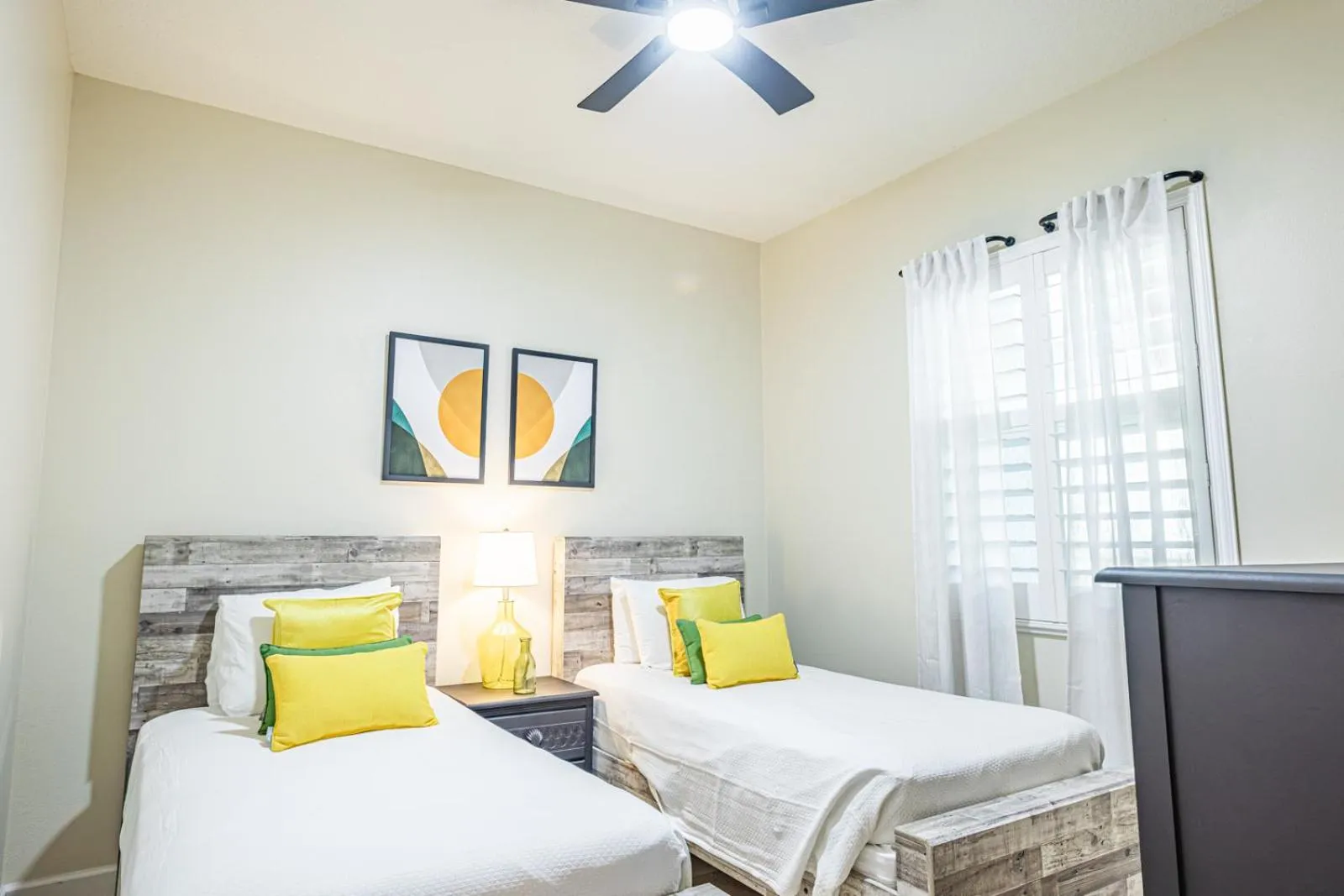 Bed in 933 Cinnamon Beach