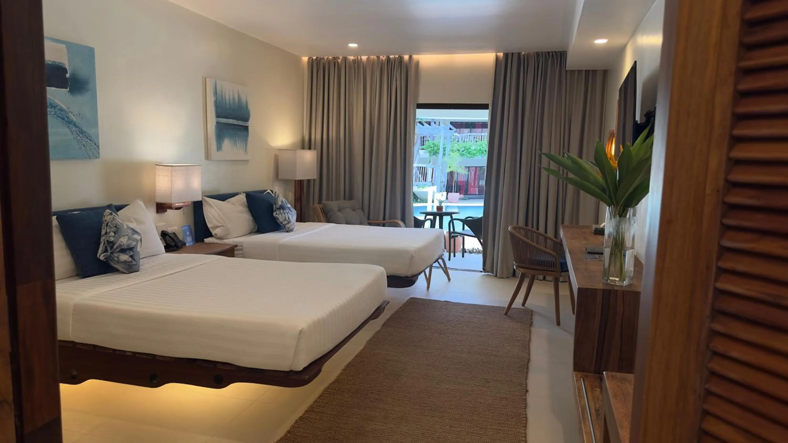 Pool view, Bed in Bluewater Panglao Beach Resort