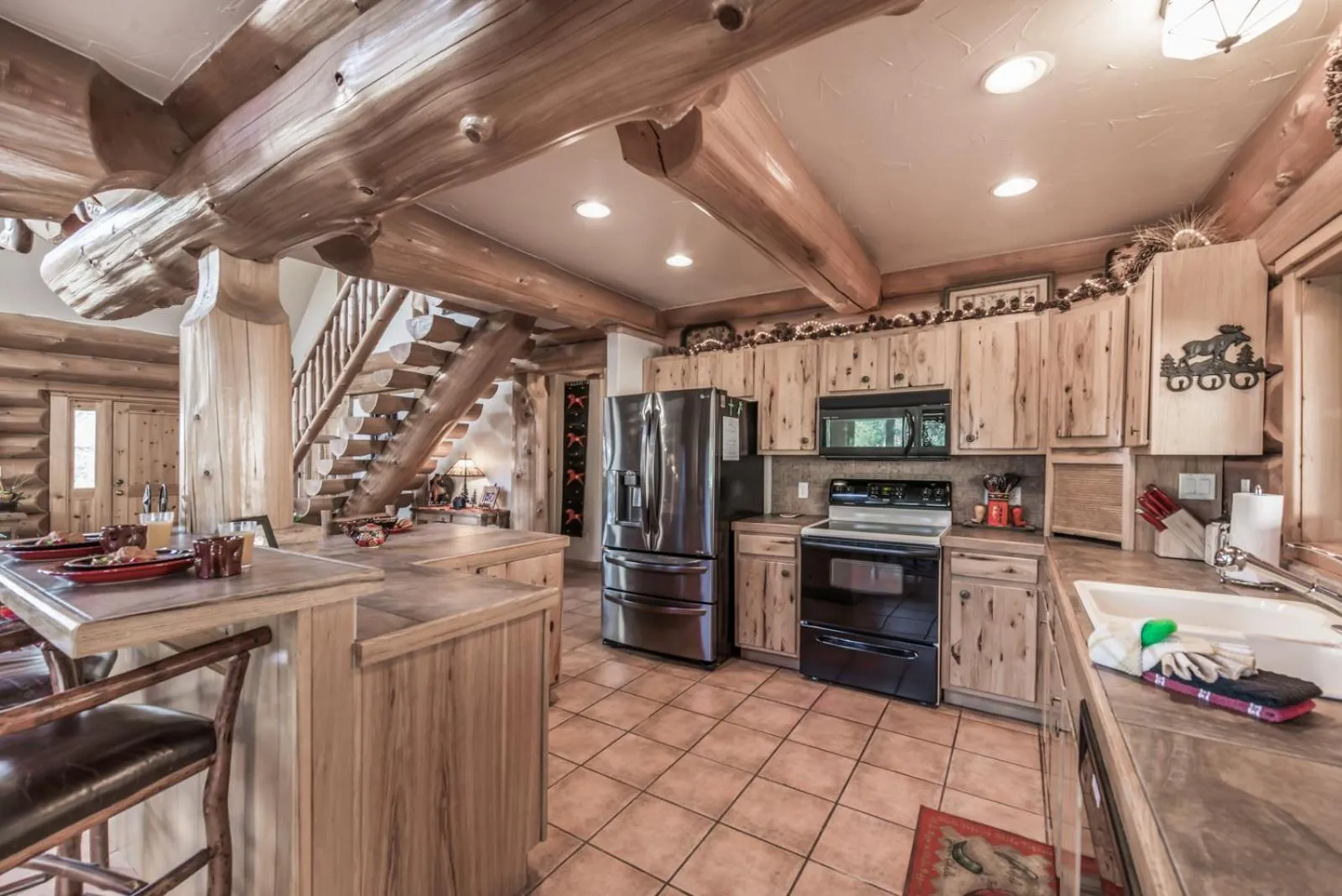 Kitchen or kitchenette in Panther Lodge