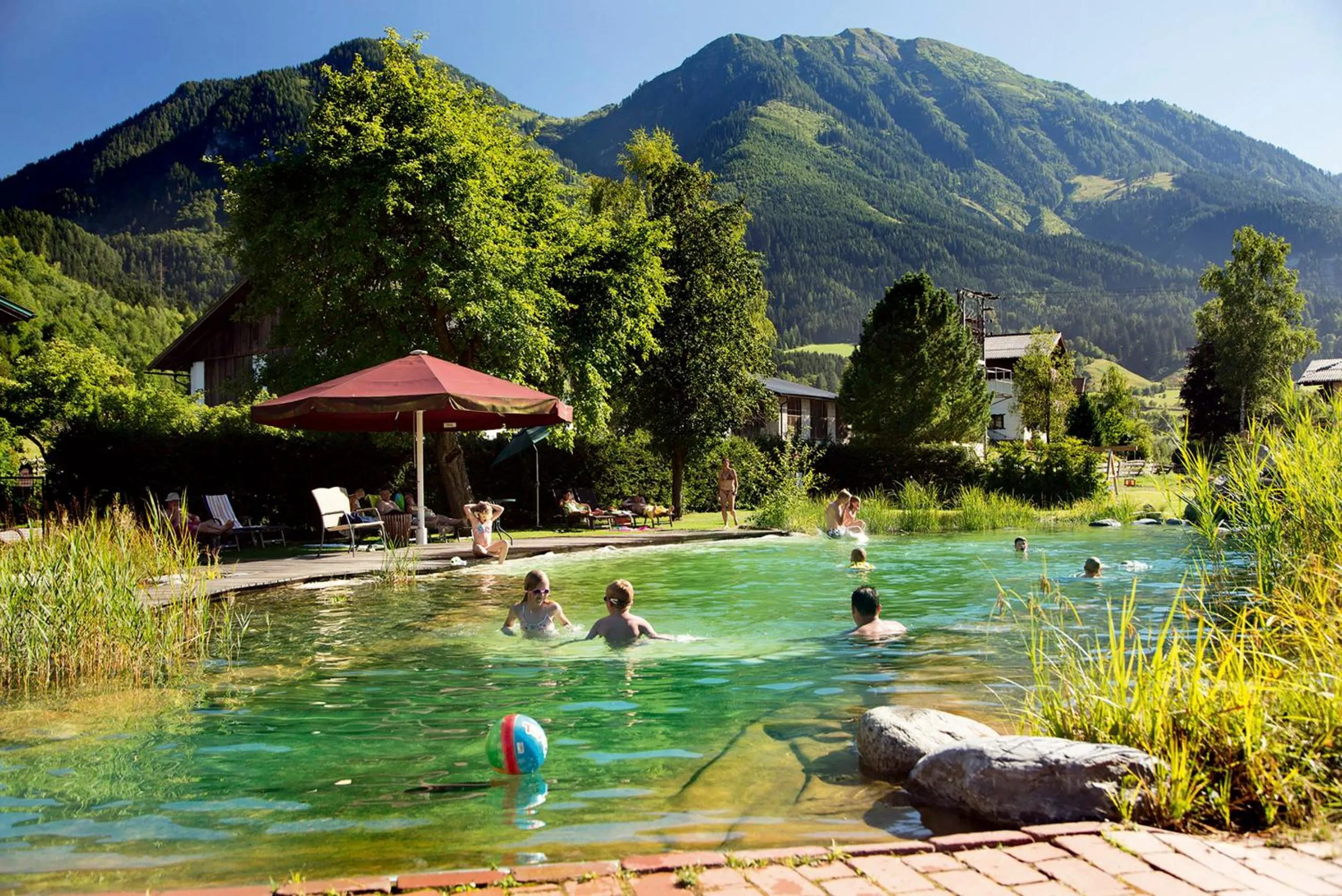 Garden in Lerchs Landhotel