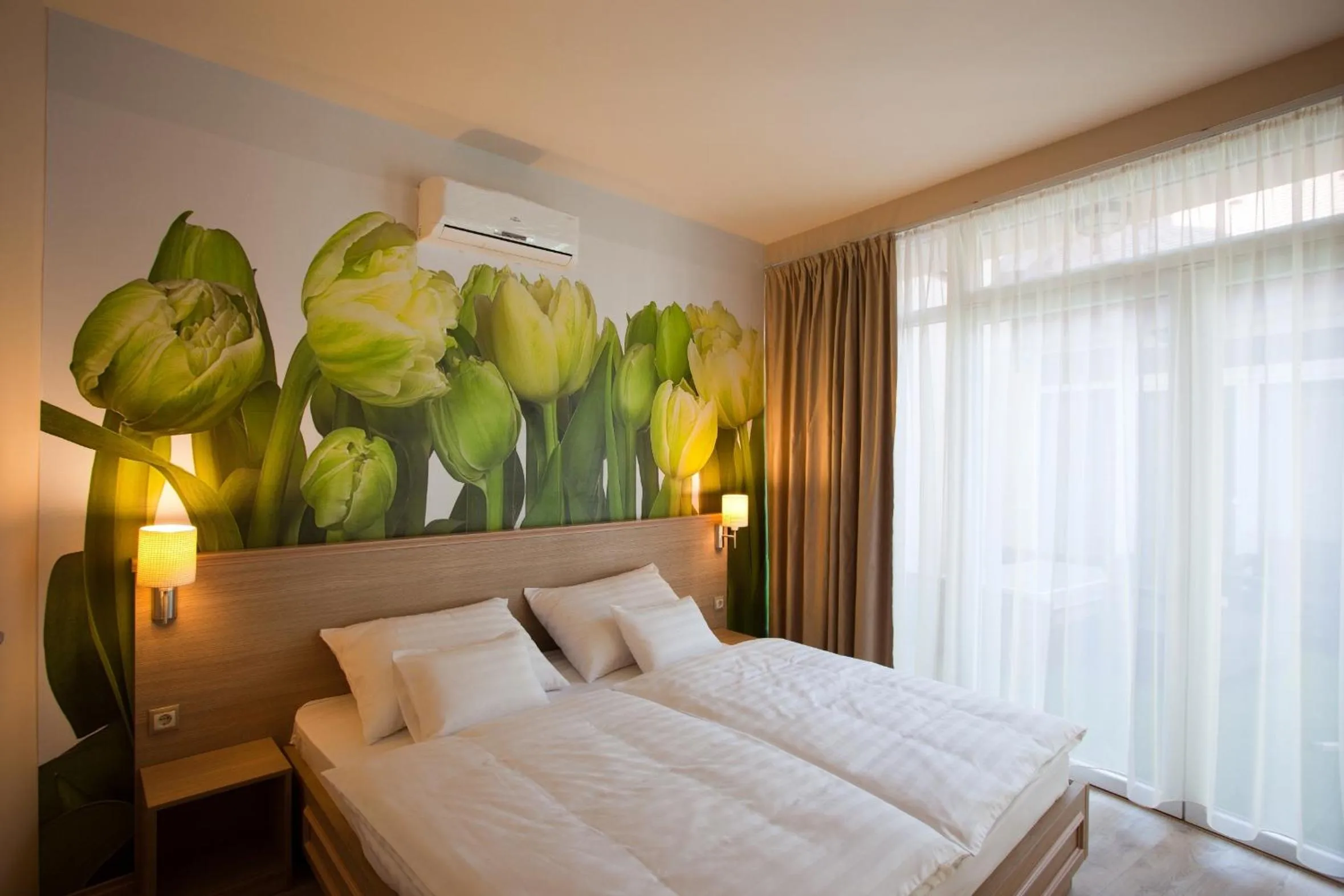 Bed in Barokk Hotel Promenád